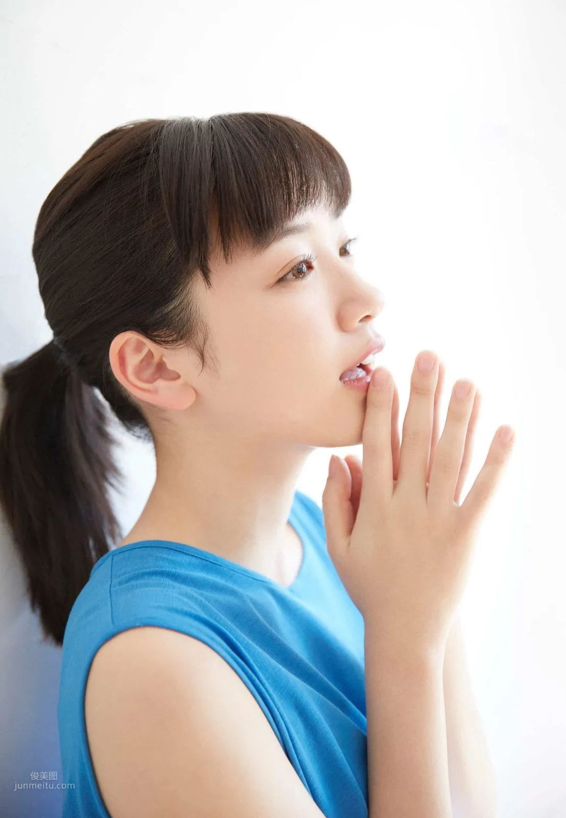 Mei Nagano, Japanese Weekly 2018 Magazine Photo Collection photo 12