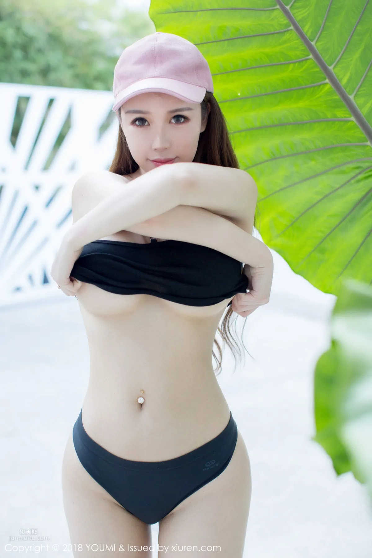 泳池女神Egg尤妮丝 诱人美胸勾魂翘臀_15