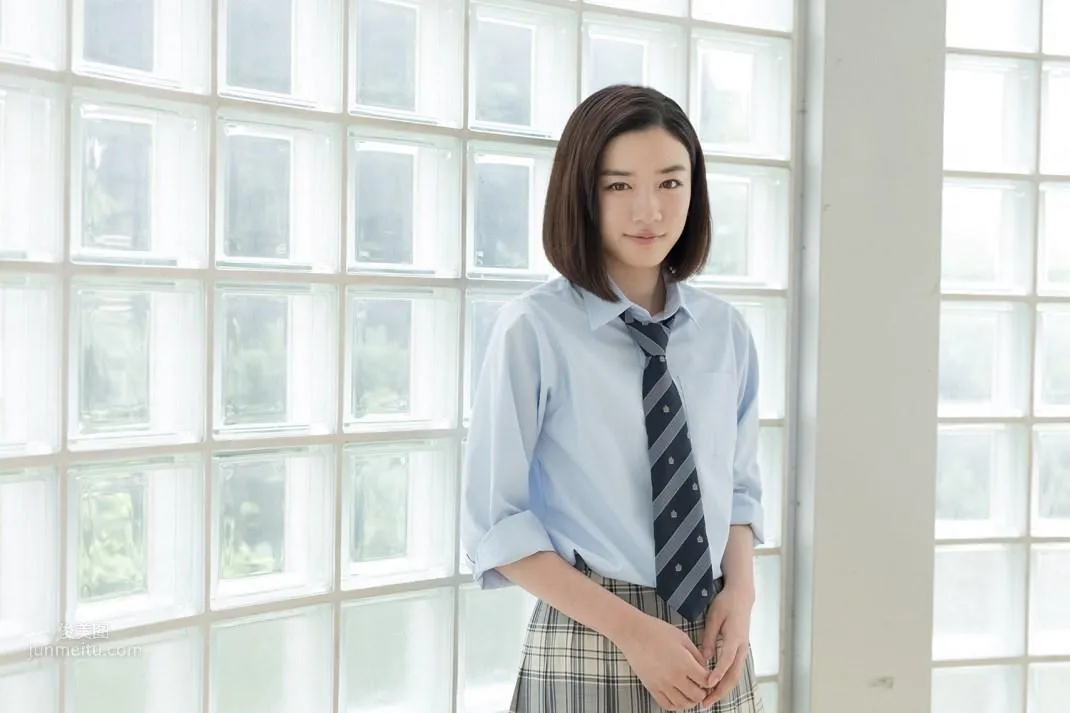 永野芽郁- 日本周刊2017年雜志寫真合輯 13