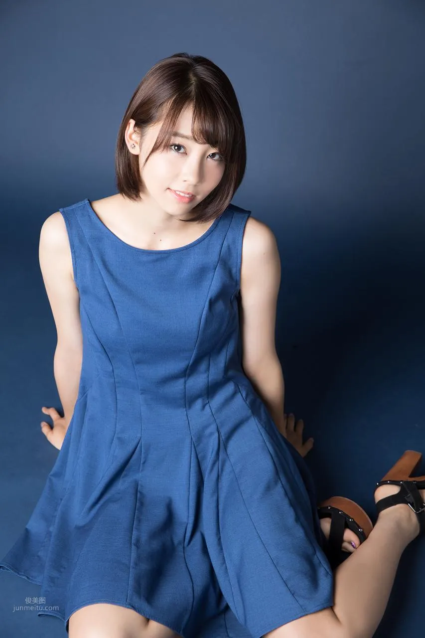 Nakada Hinako, HUSTLE PRESS 2017 Collection photo 13