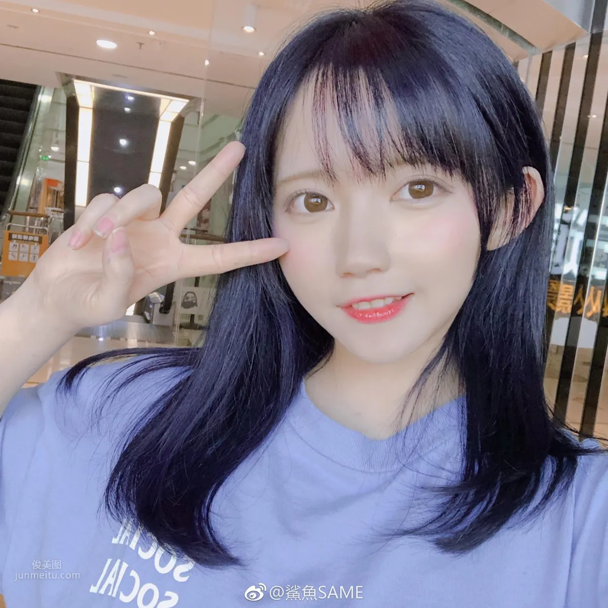 蘿莉女主播鯊魚SAME 原來是真正的童顔 2