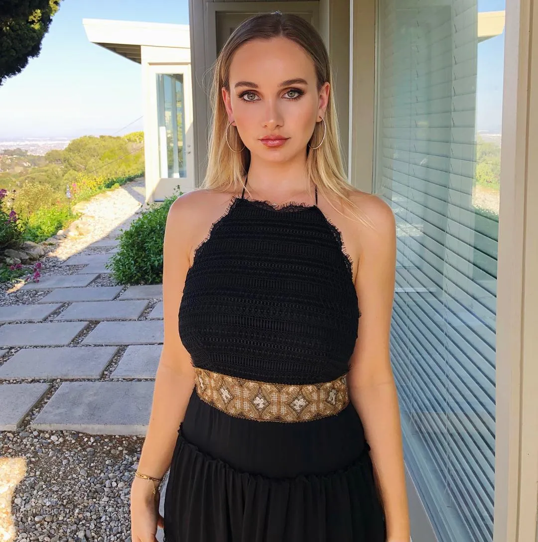 Anya Nicolodi, New IG Queen Model, Golden Hair and Fair Skin photo 31
