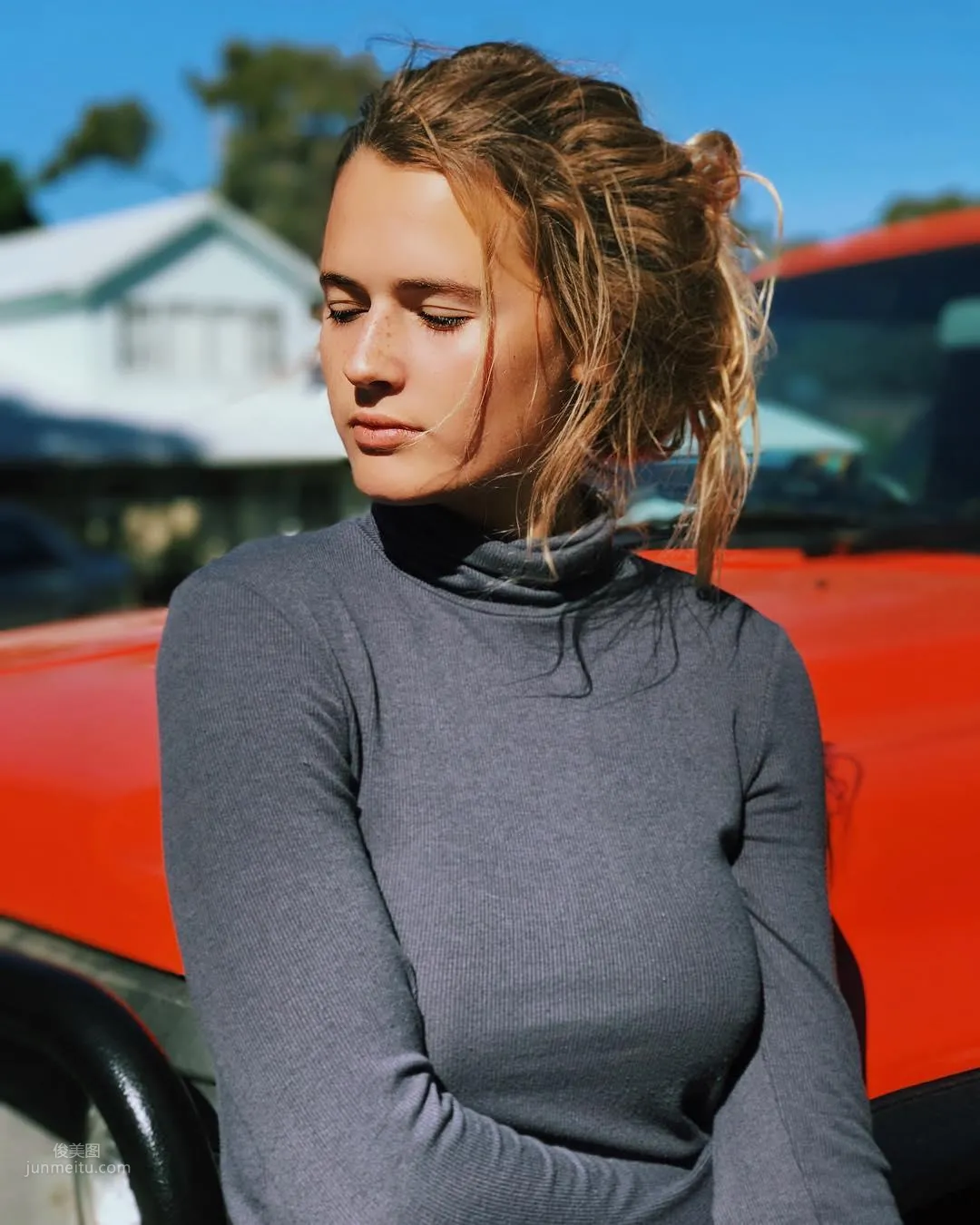 Bonnie-Lou Coffey - Australia's 16-Year-Old Busty Beauty photo 4