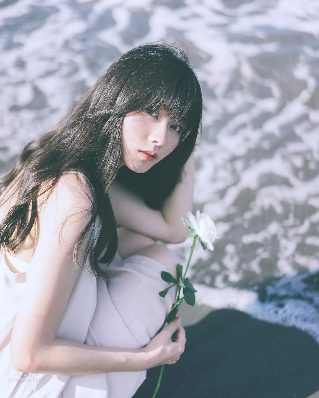 成大小清新學姐羅珮恩 火紅比基尼甜美迷人 22