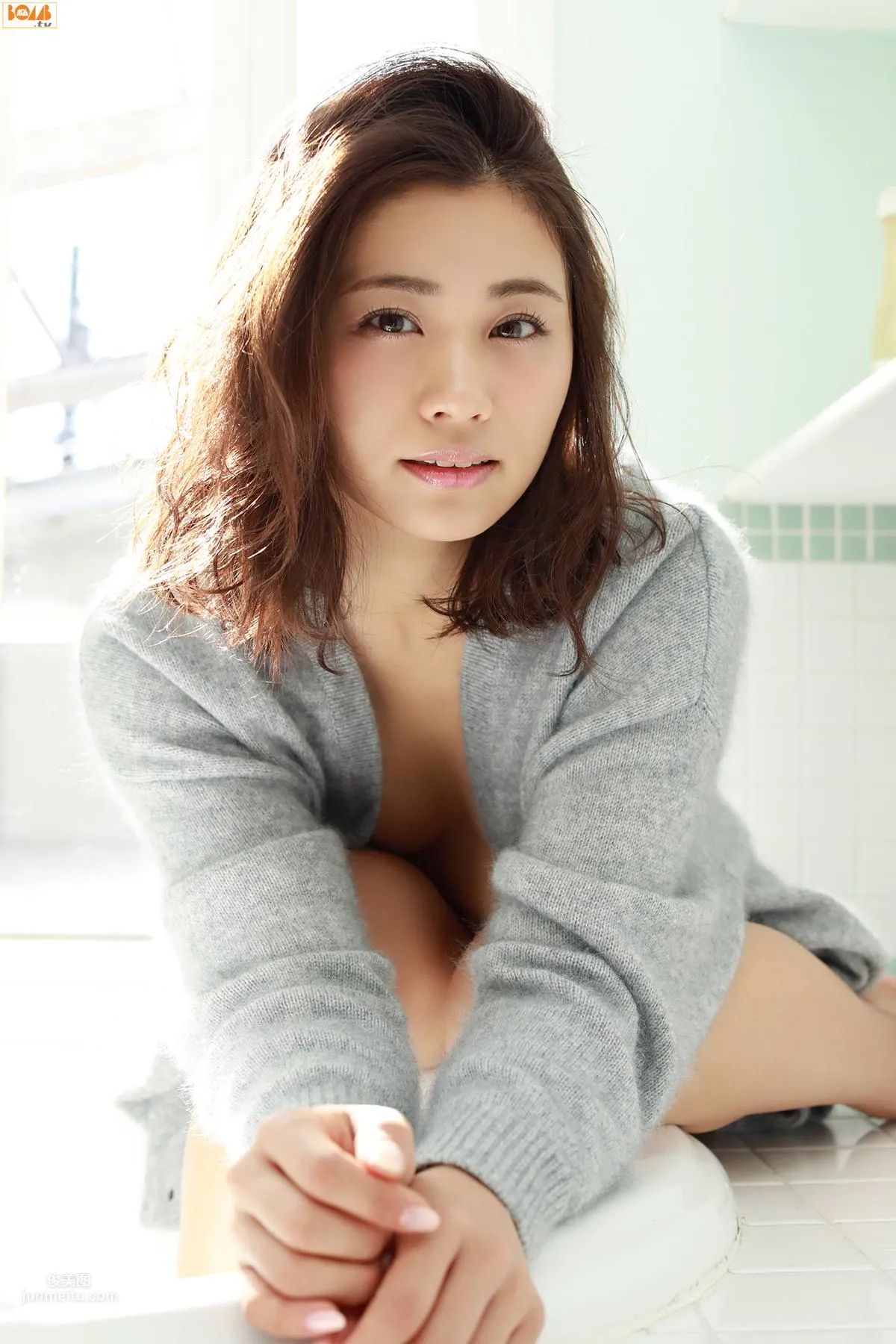 安枝瞳- [Bomb.tv] 2017年02月号 GRAVURE Channel 17