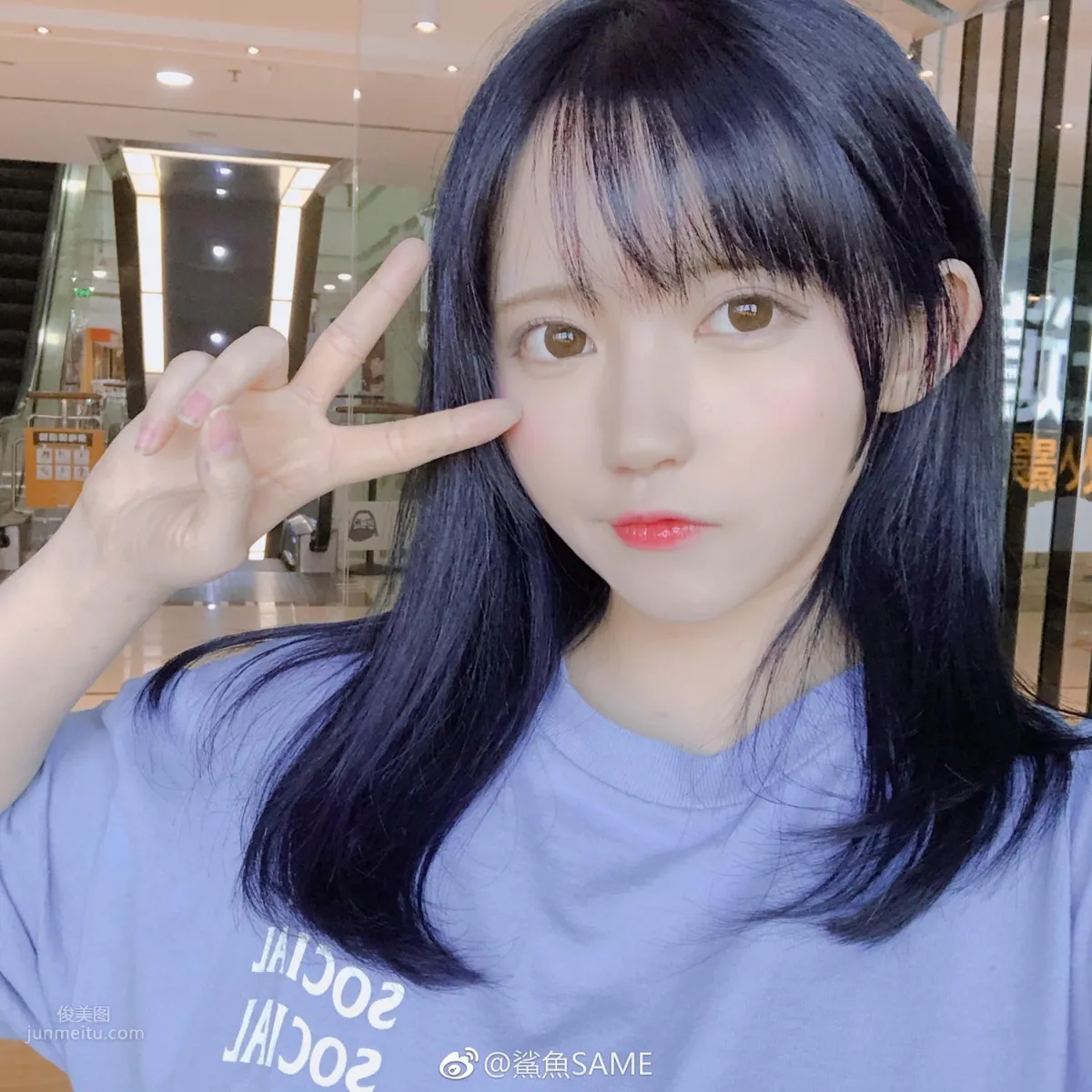蘿莉女主播鯊魚SAME 原來是真正的童顔 1