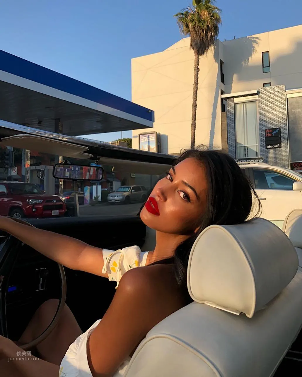 Cindy Kimberly - The Inspiring Story of a Nanny Turning Into an Internet Celebrity photo 31