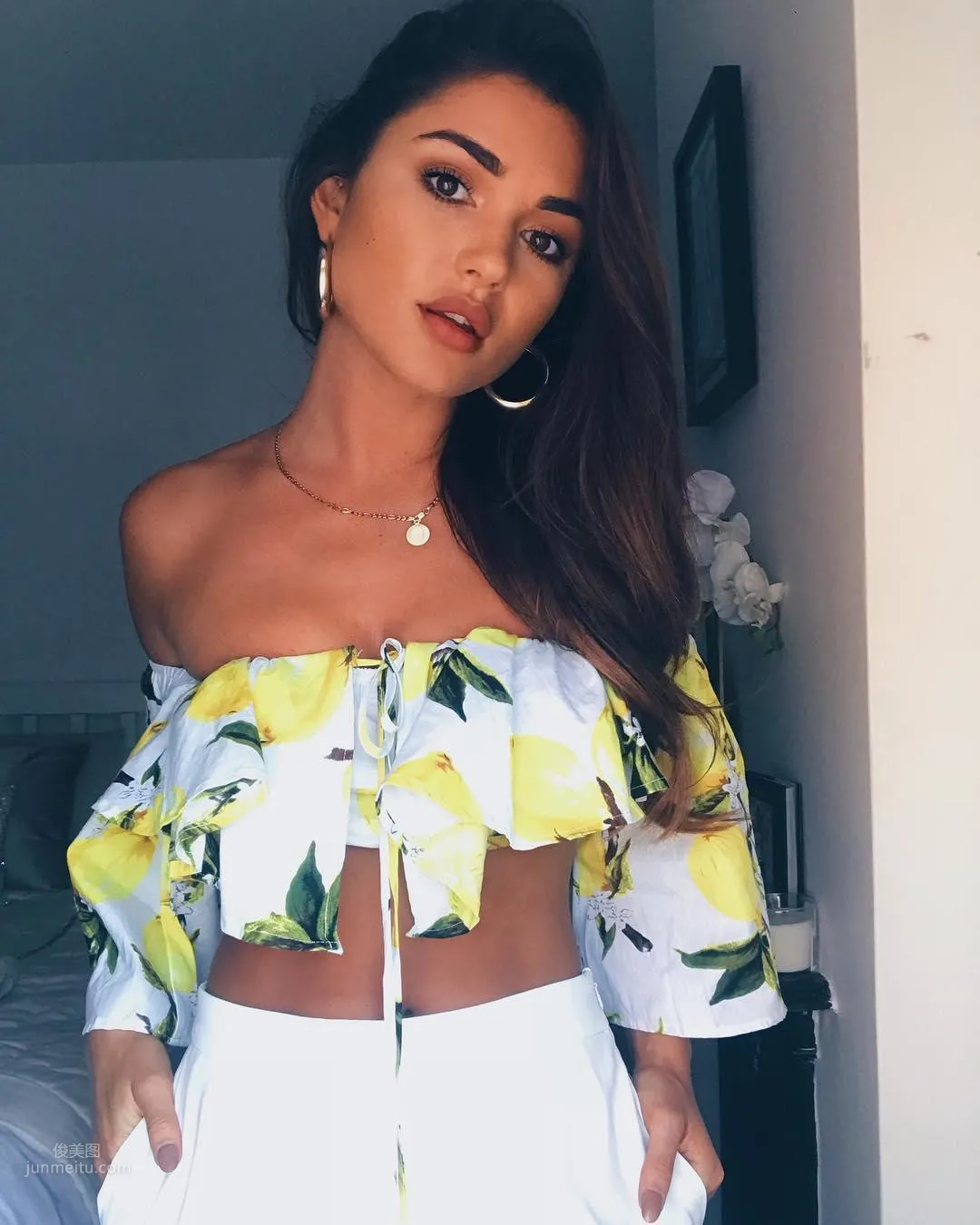 India Reynolds, A Sexy Beauty Not from India photo 48