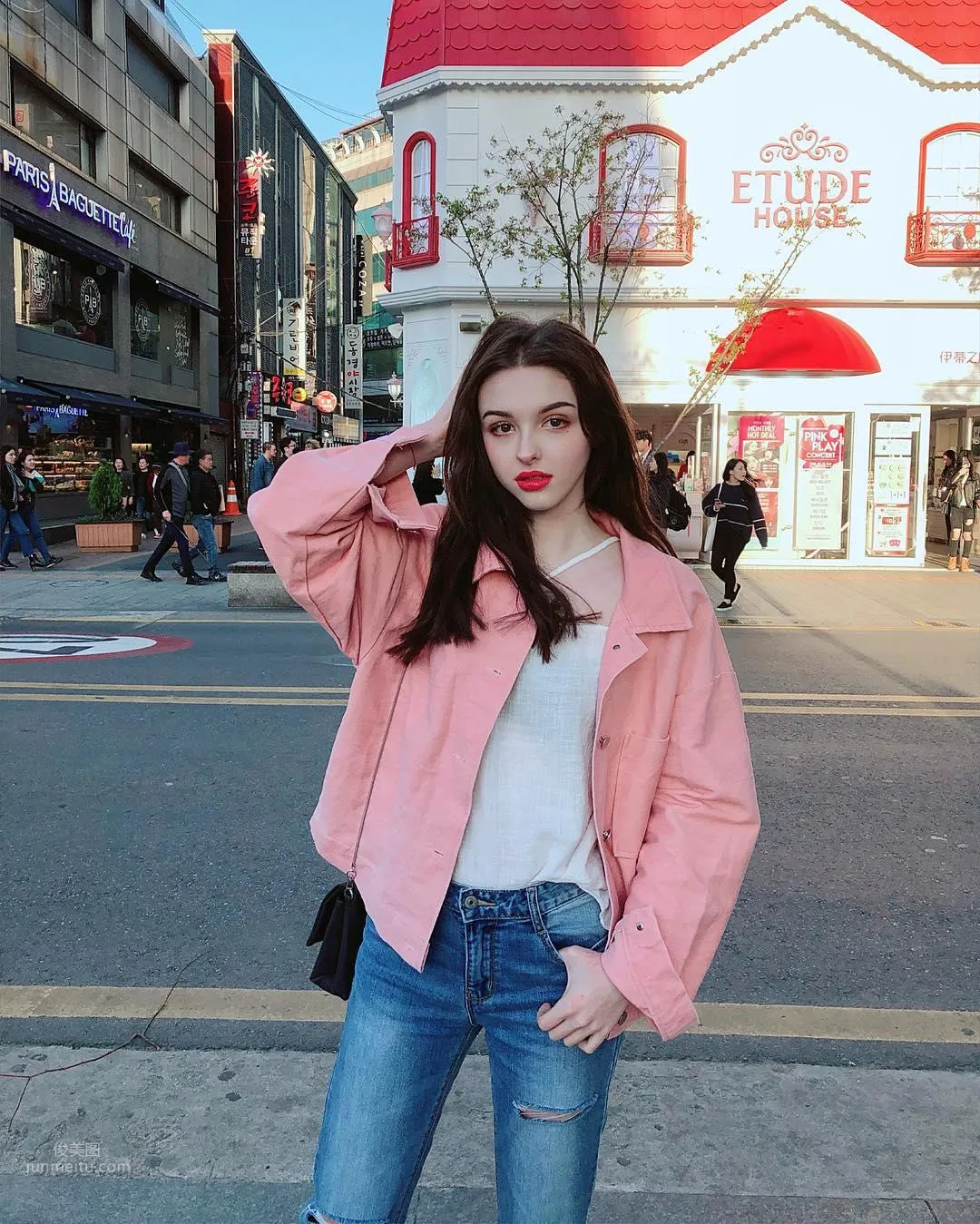 When a Central Asian Beauty Meets Korean Style Dressing Karimova Elina photo 11