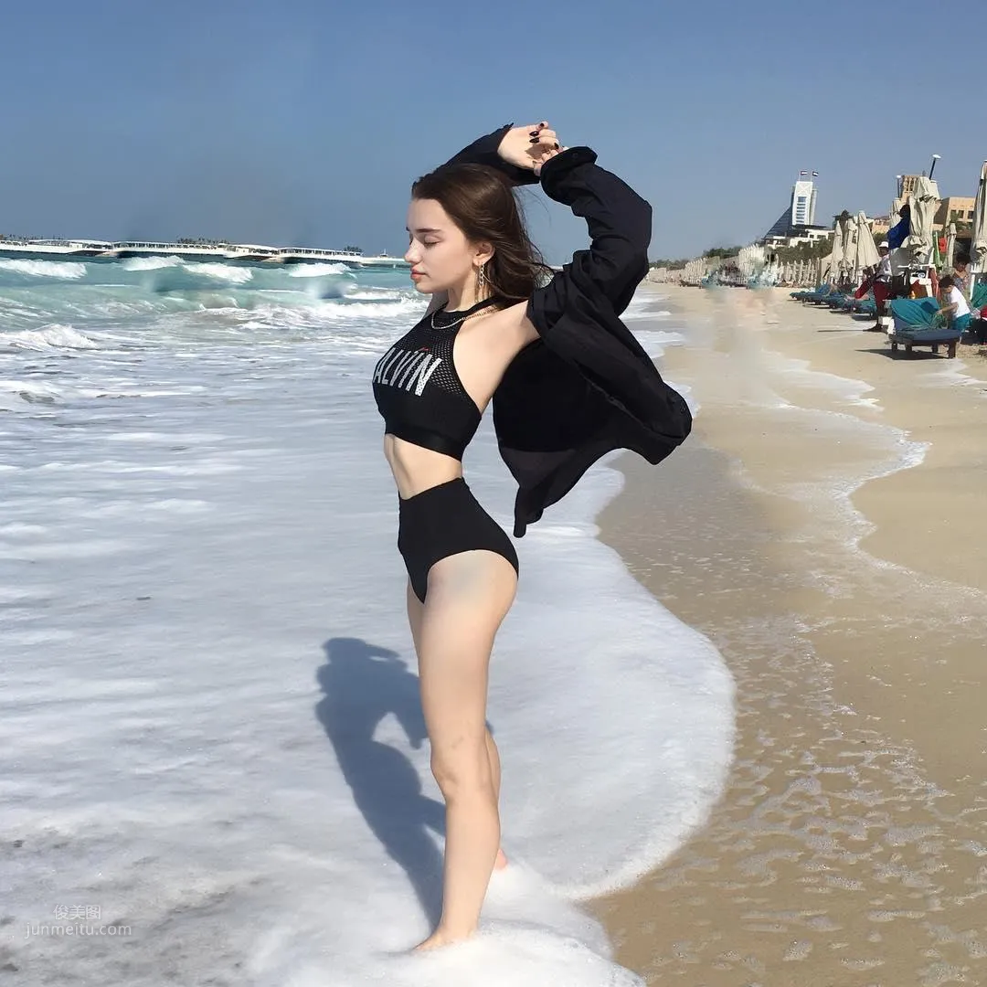 Yana Poplavskaya- 14歲俄羅斯少女的逆天發育！ 5