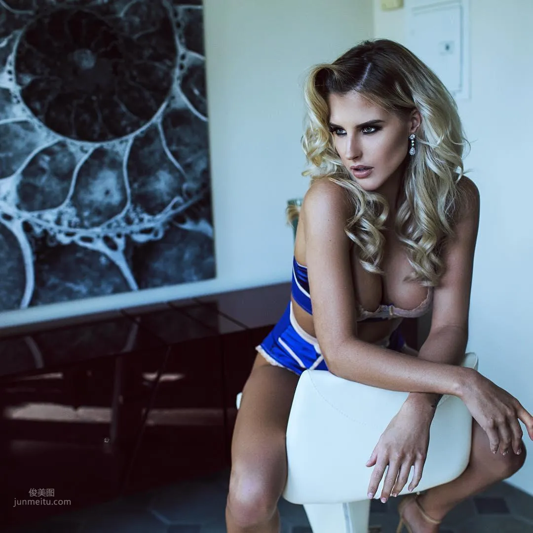 Brennah Black - Texas Desert Bust and Wheat Skin photo 7