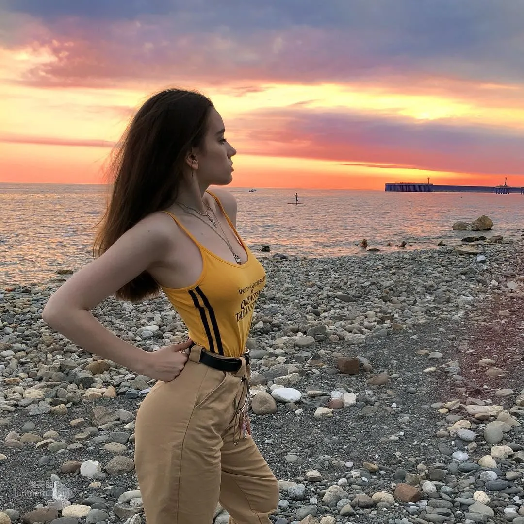 Yana Poplavskaya- 14歲俄羅斯少女的逆天發育！ 28