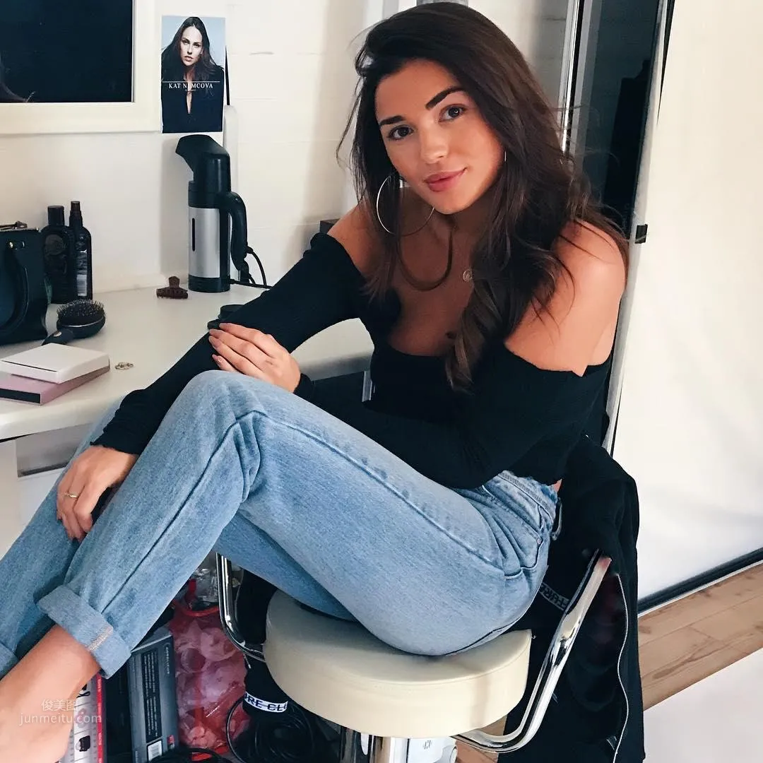 India Reynolds, A Sexy Beauty Not from India photo 9