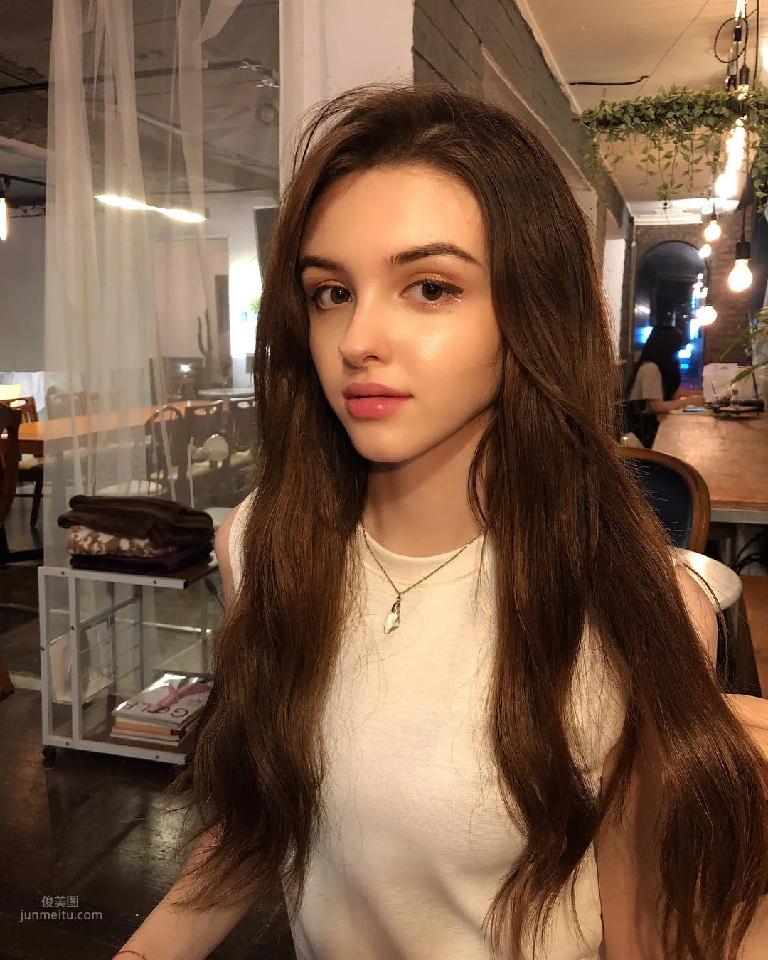 When a Central Asian Beauty Meets Korean Style Dressing Karimova Elina photo 24