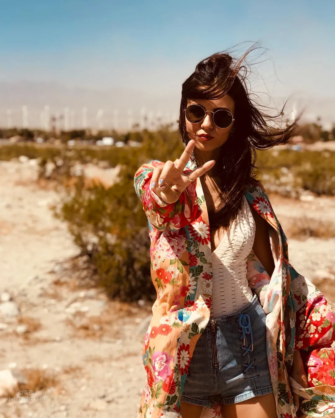 Victoria Justice - The Beautiful Singer Whose Looks Are Justice photo 24