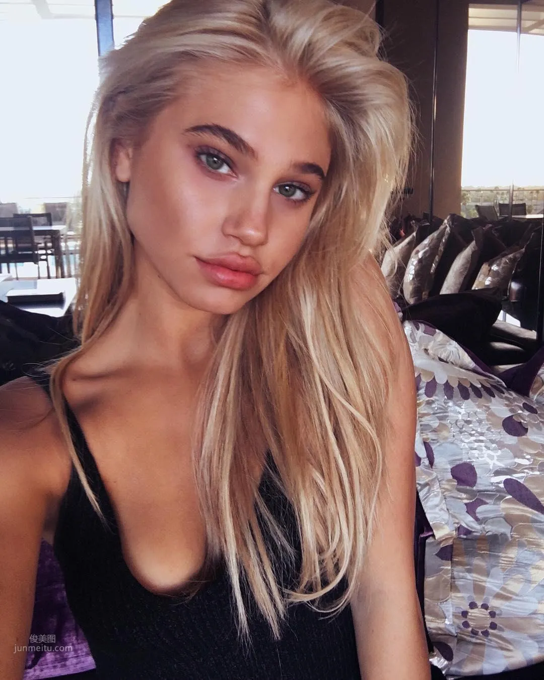 Meredith Mickelson- 新一代性感女神「初熟肉体」强势出击_9