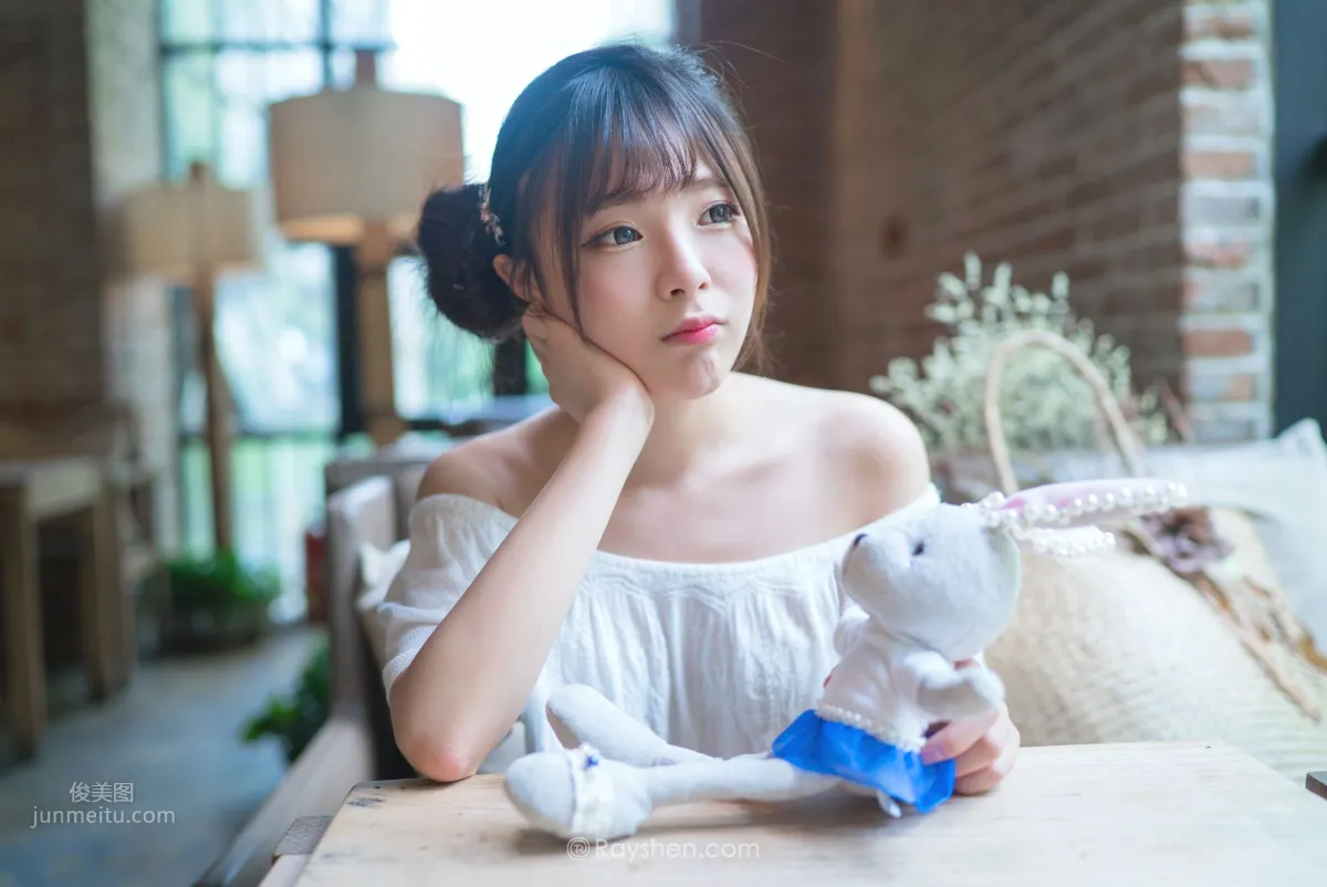 Xia Muying, Fresh Private Photos from the A4 Waist Goddess photo 2