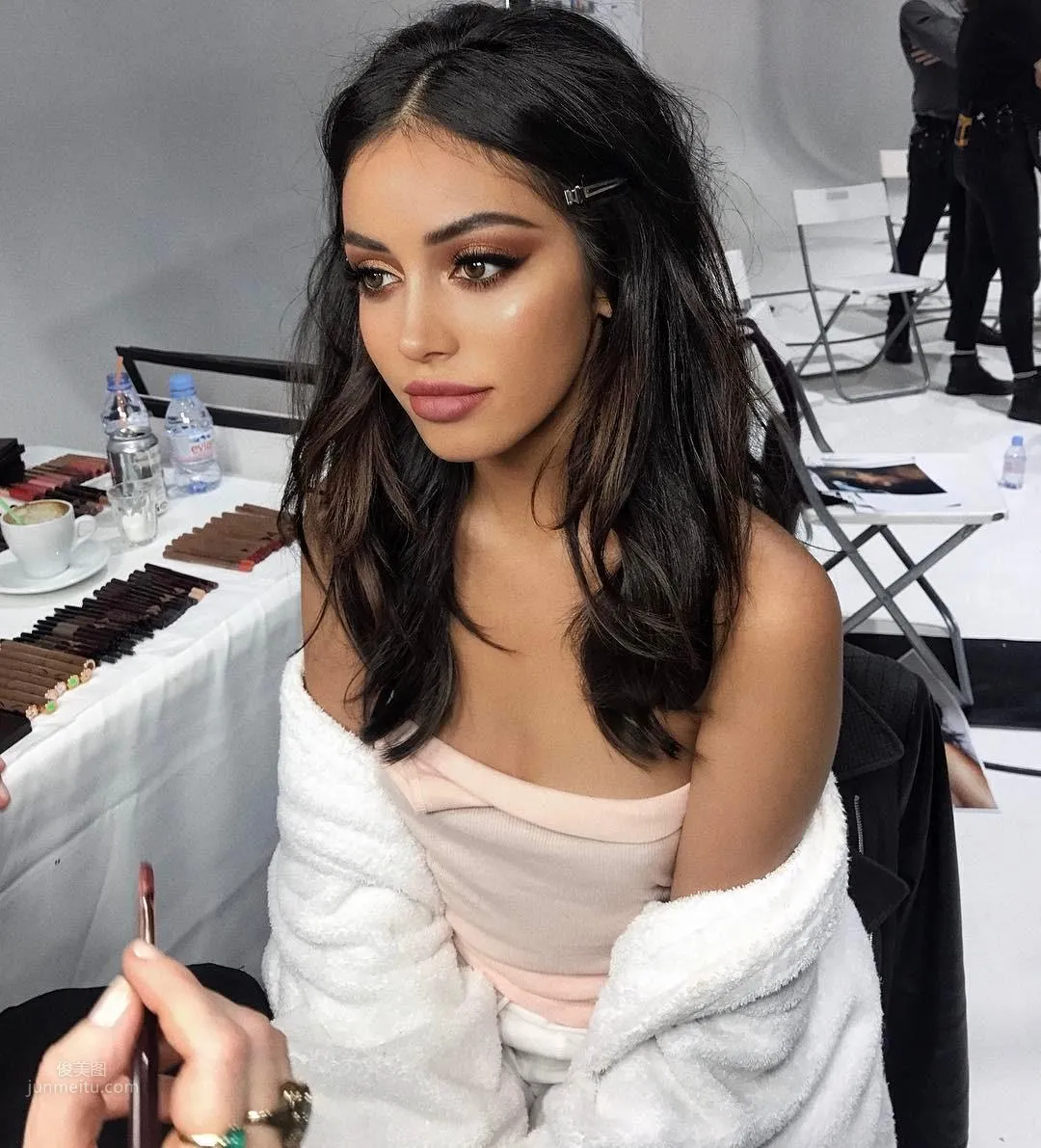 Cindy Kimberly - The Inspiring Story of a Nanny Turning Into an Internet Celebrity photo 3