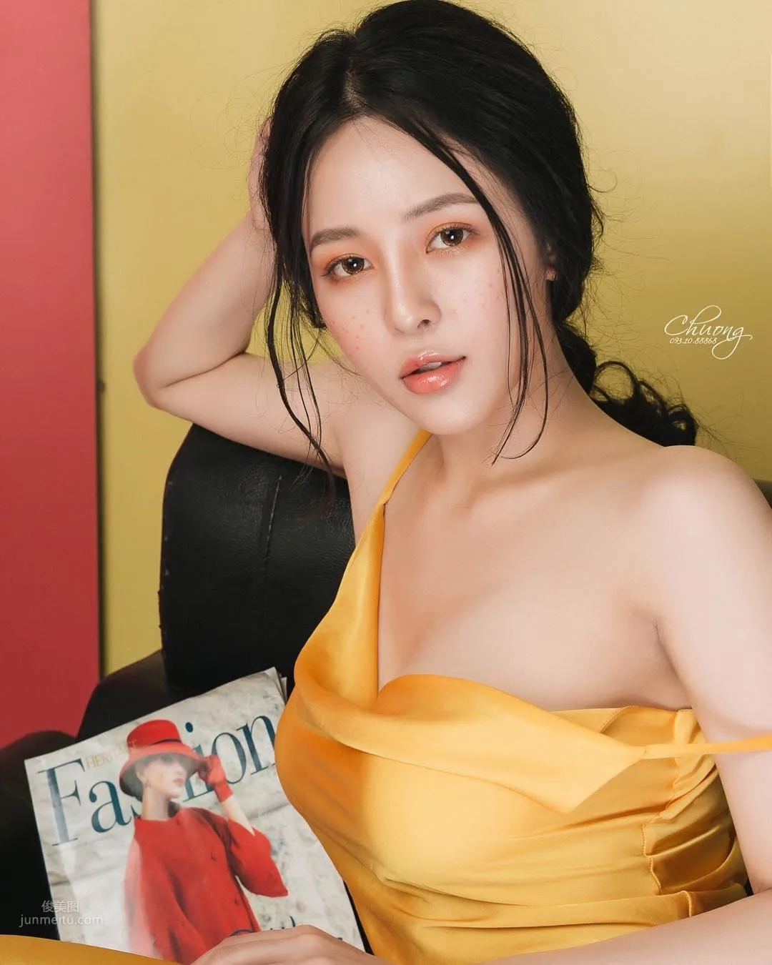 Hopsua - Pure Pharmacist Becomes a 'Fitness Hottie' After Work photo 6
