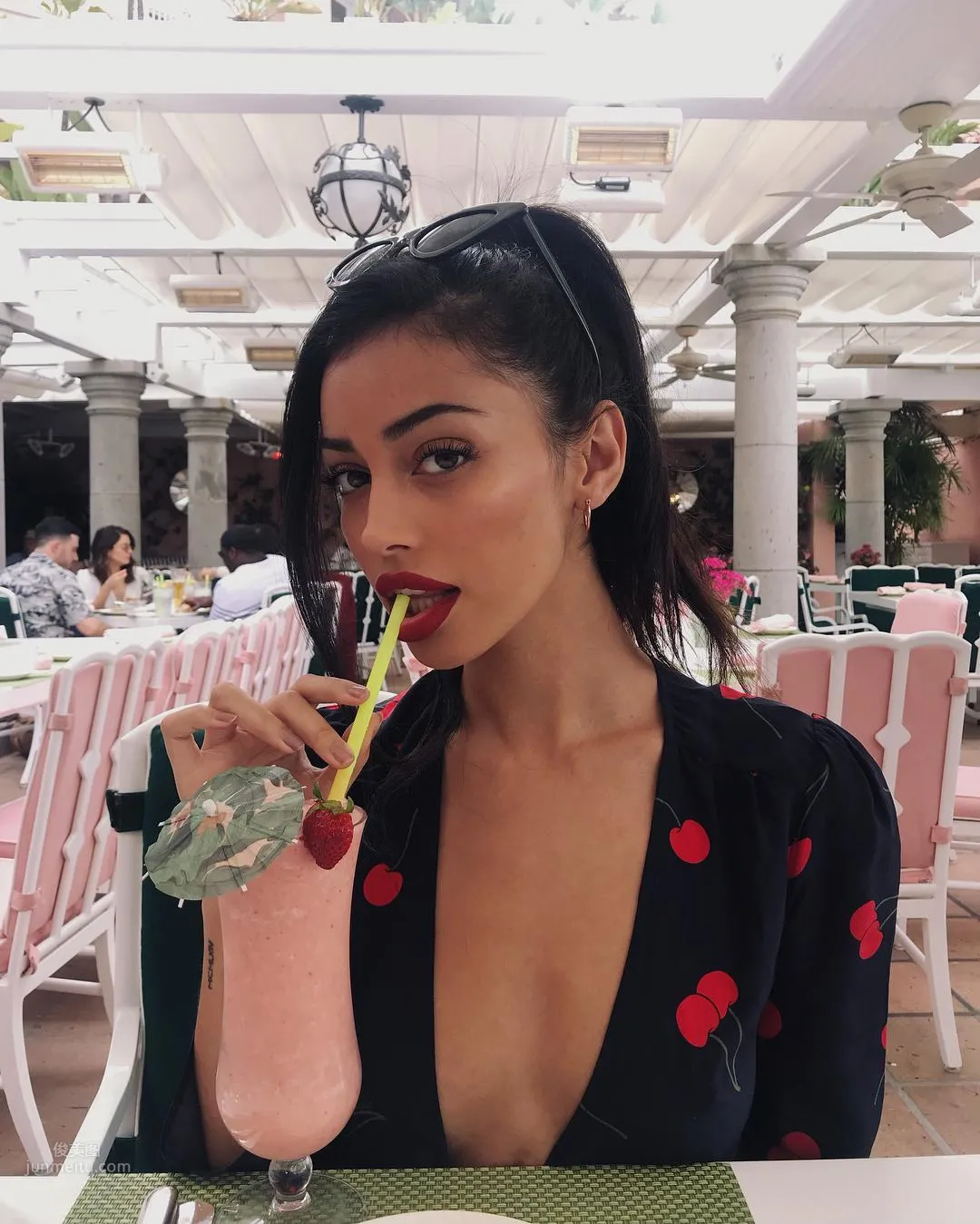 Cindy Kimberly - The Inspiring Story of a Nanny Turning Into an Internet Celebrity photo 24
