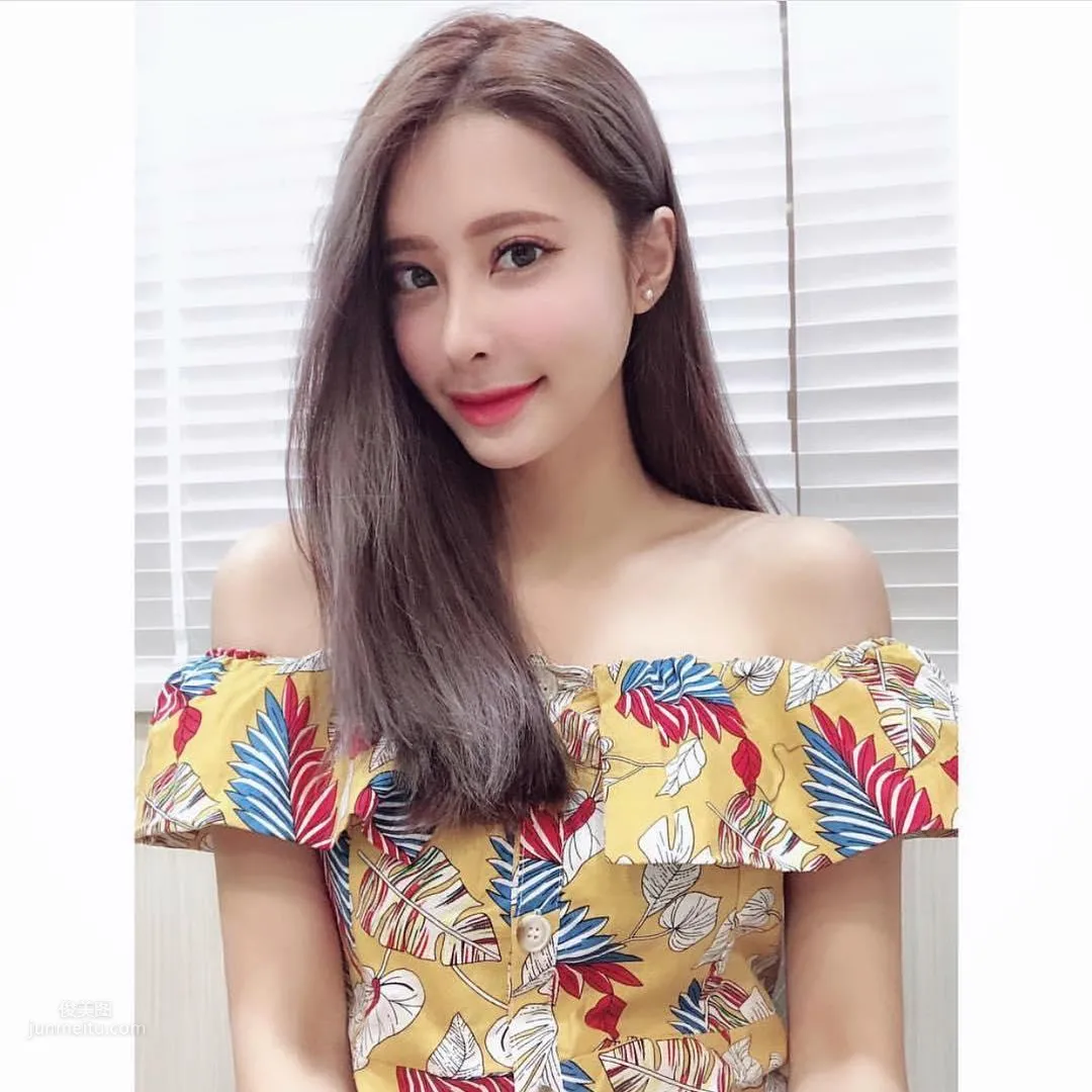 Tall Beauty Yang Daibi, In Summer 94 You Have to See Bikinis! photo 10