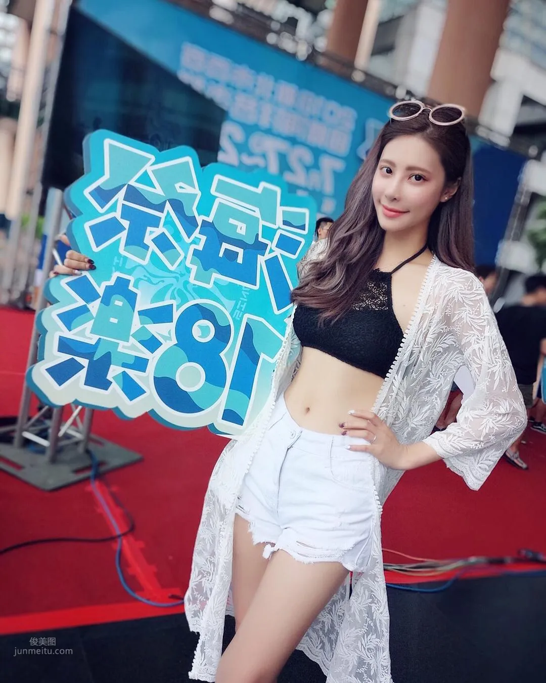 Tall Beauty Yang Daibi, In Summer 94 You Have to See Bikinis! photo 8