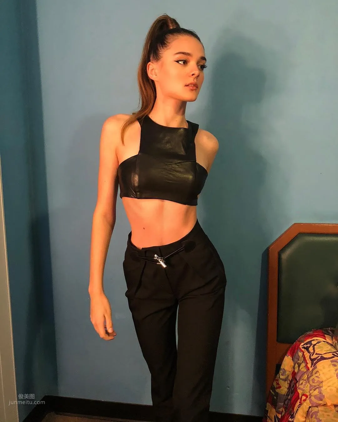 Charlotte Lawrence- 初熟正妹「青春肉體」太誘人 20