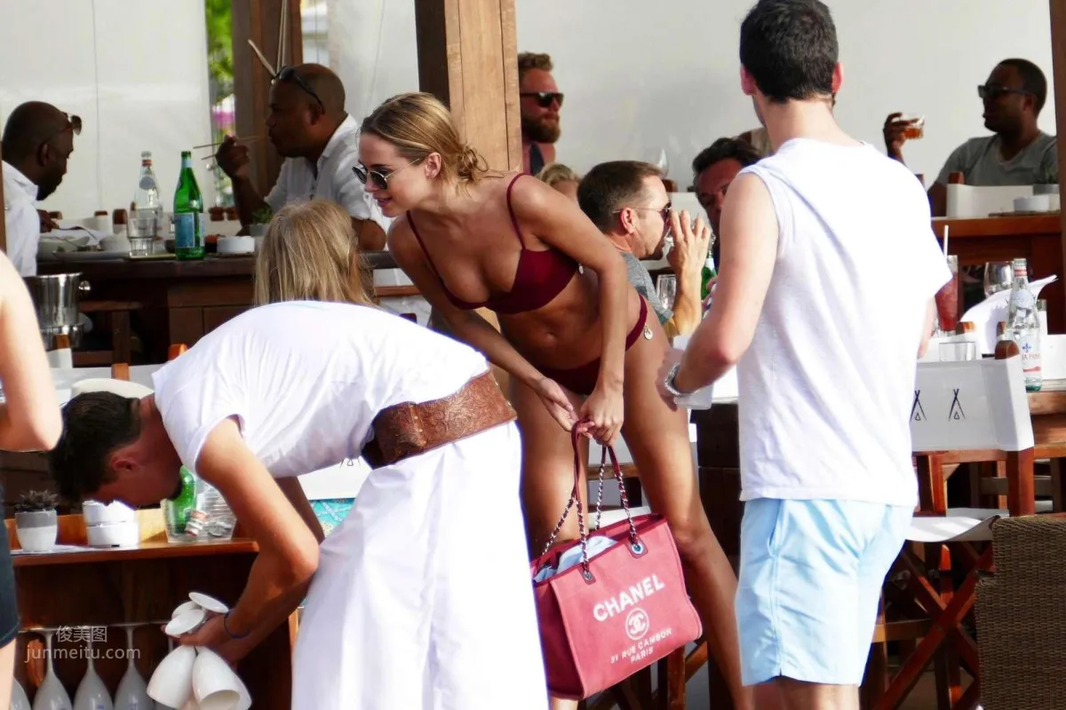 Kimberley Garner- 2018年Luxury比基尼合辑_6