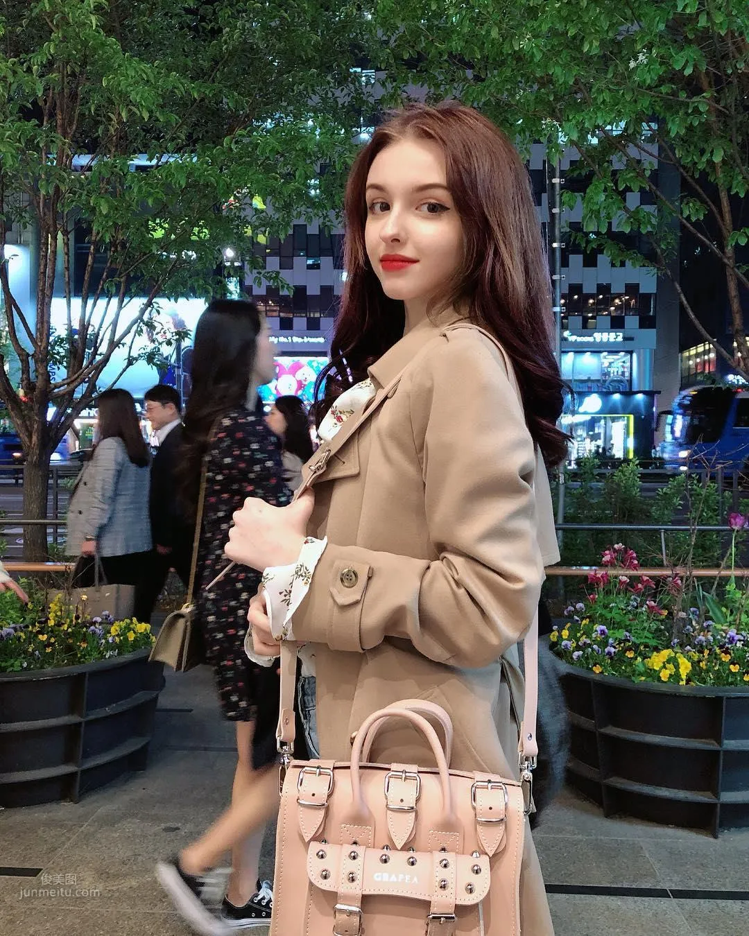 When a Central Asian Beauty Meets Korean Style Dressing Karimova Elina photo 13
