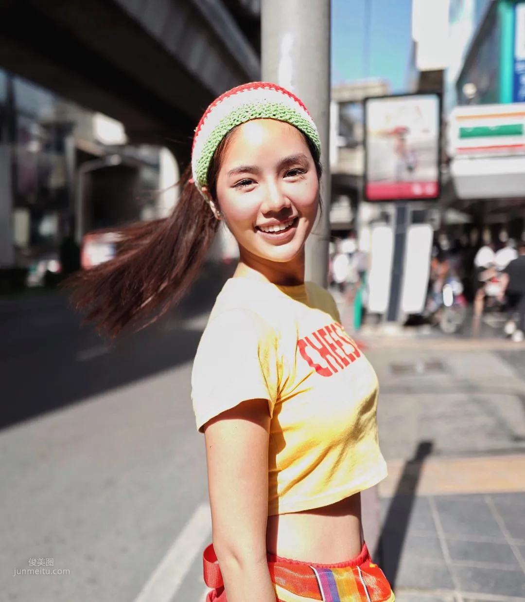 呆萌甜笑自信泰國正妹Archita Station 42