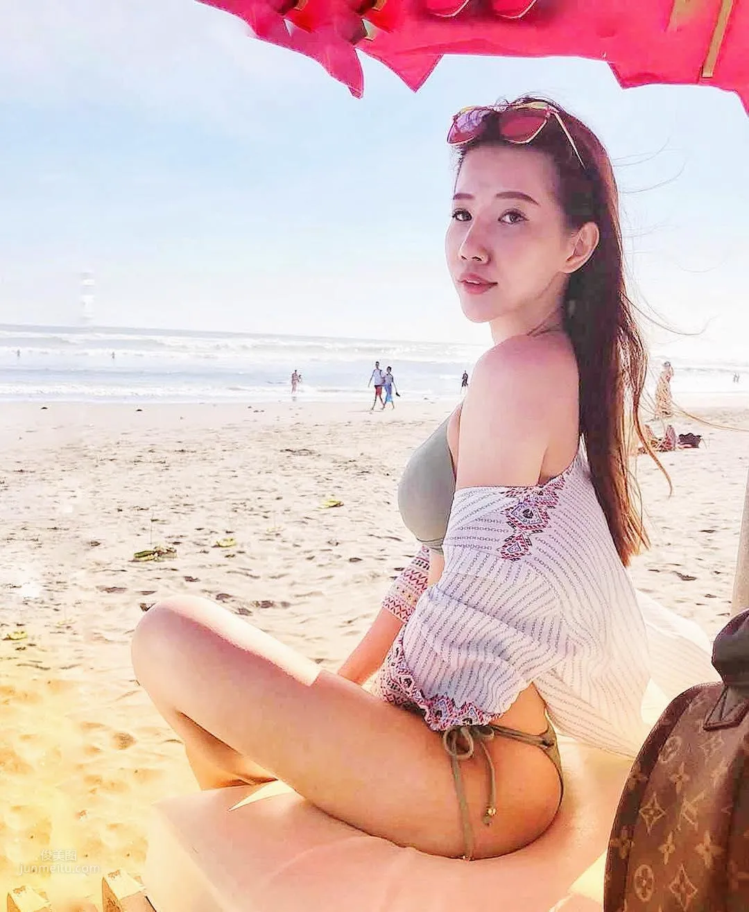 Sexy Beauty "Mi Xiaomi" Side Breast Curve Too Tempting! photo 41