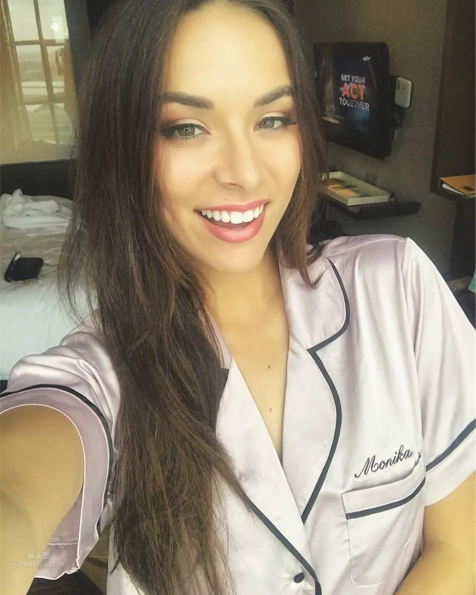 氣質完勝！Monika Radulovic 笑容甜美超有感染力 16
