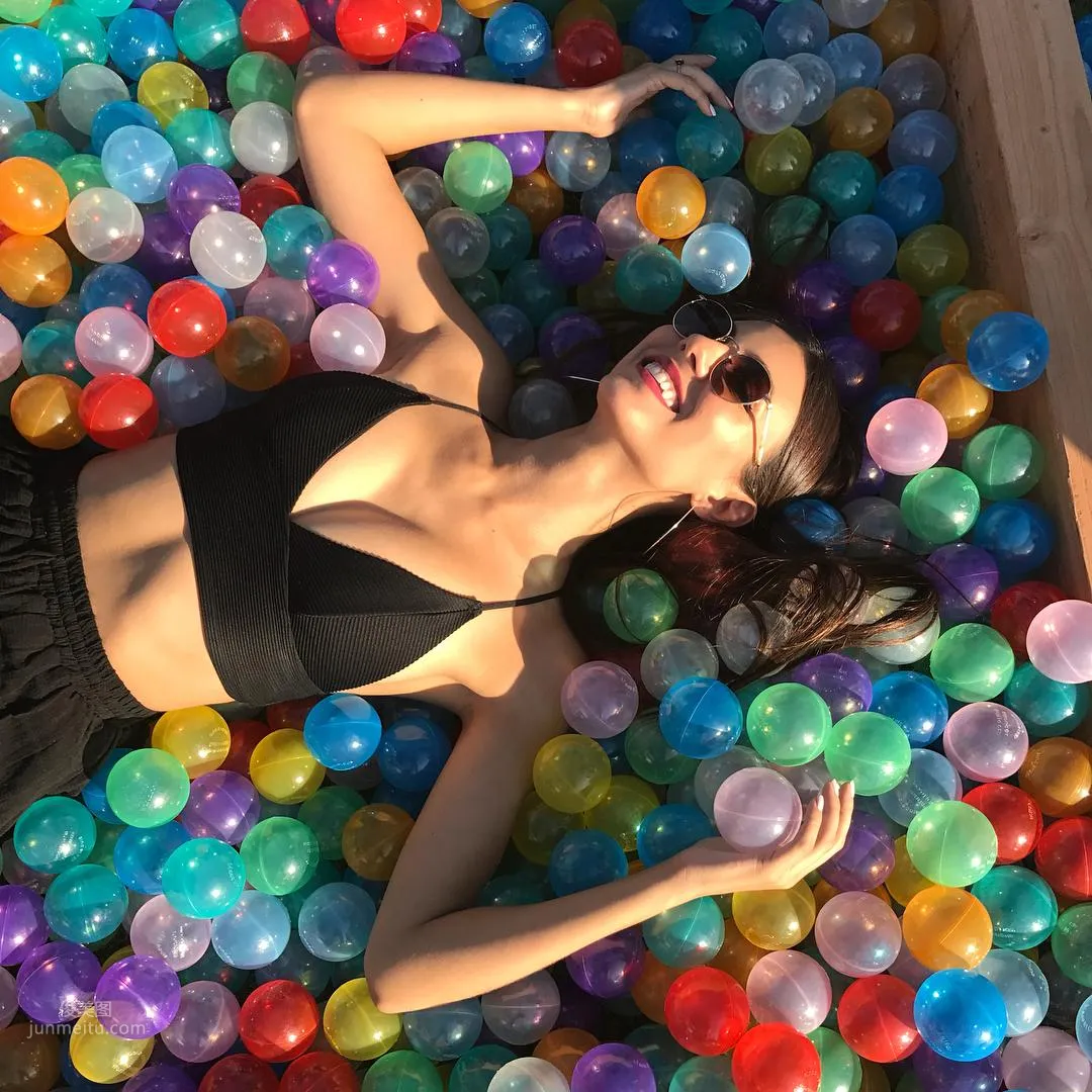 Victoria Justice - The Beautiful Singer Whose Looks Are Justice photo 7