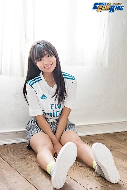 大原優乃- SOCCER GAME KING, October 2017 6