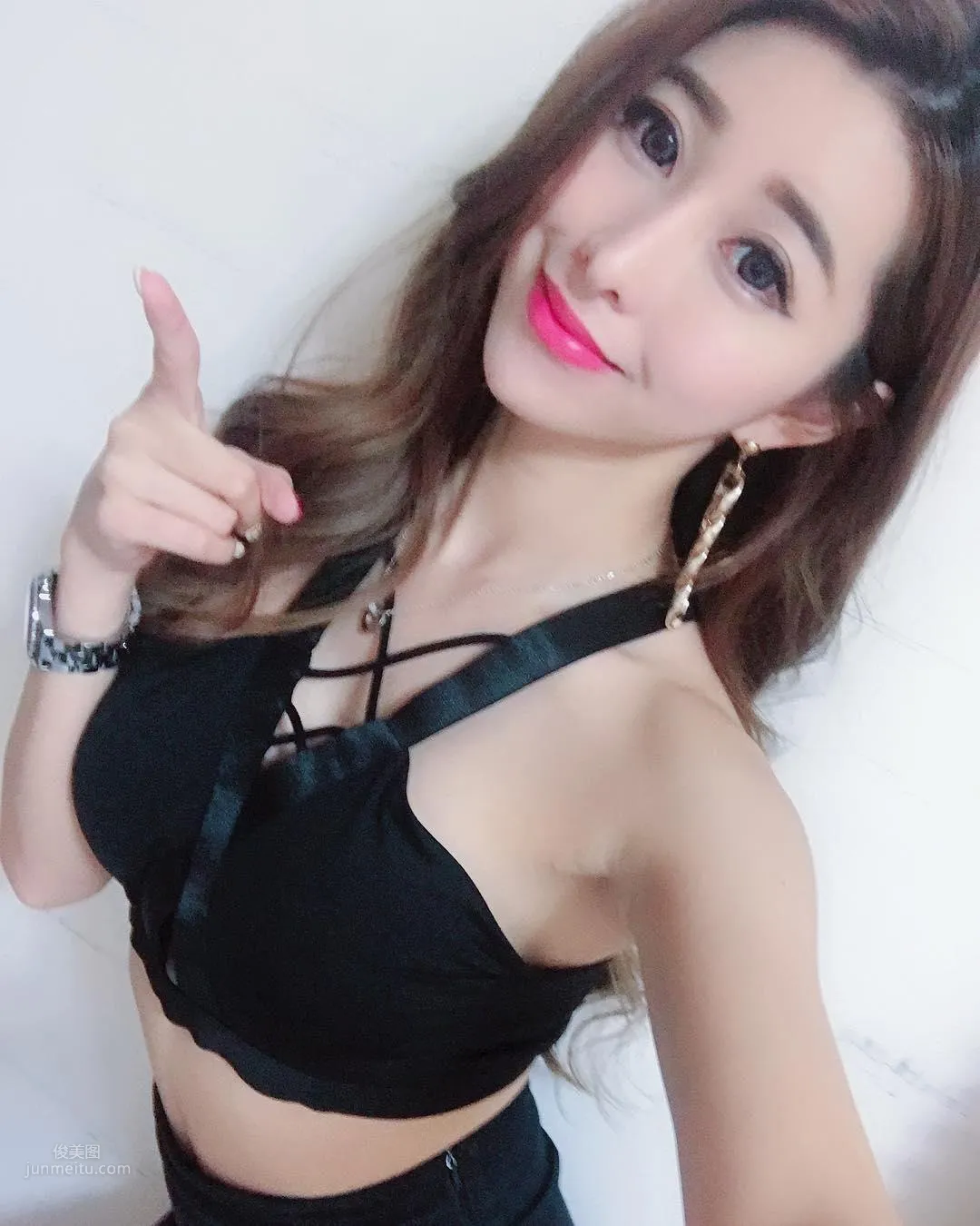 甜心Dj Ivy- 百變造型「深溝溢出」 粉絲瘋狂搶拍！ 21