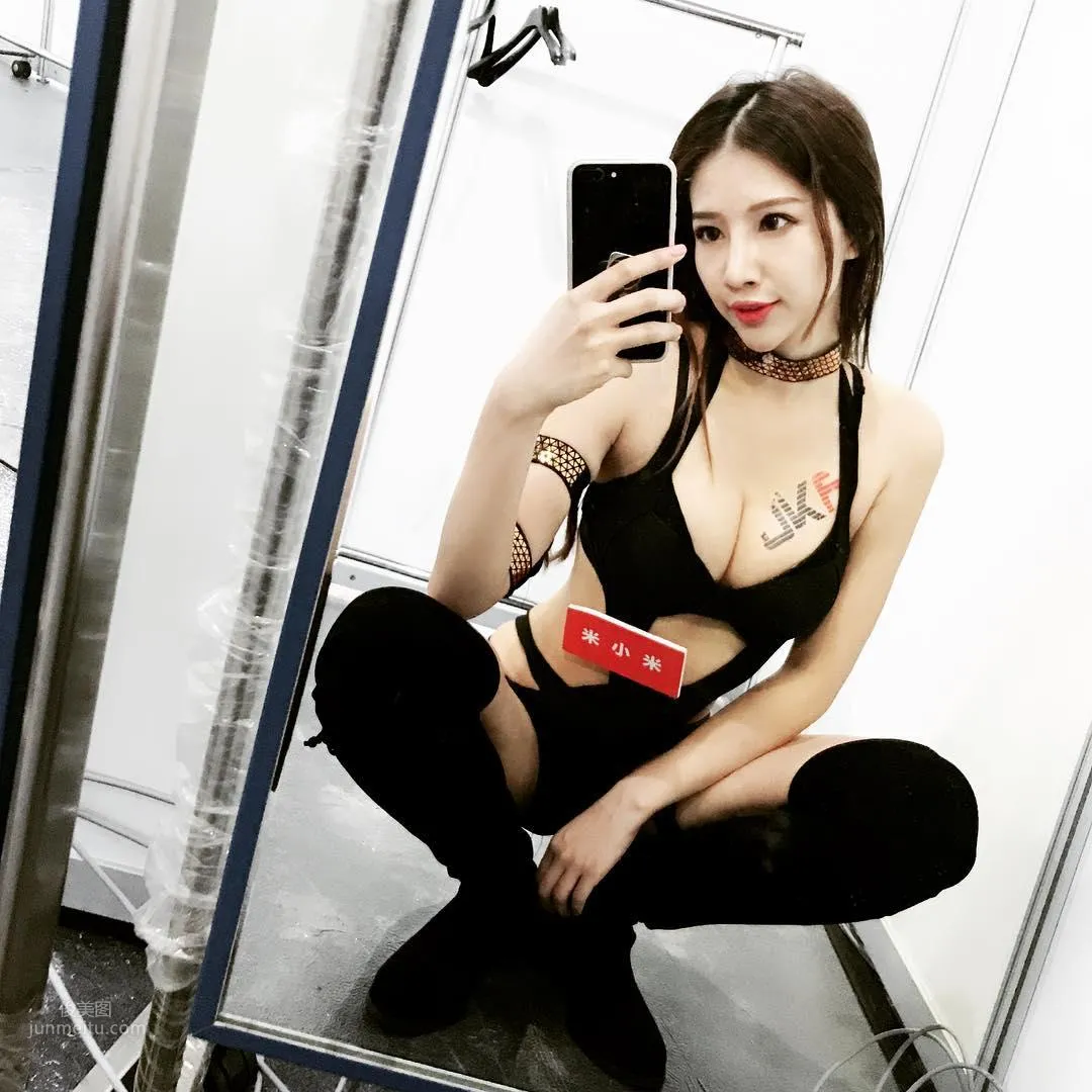 Sexy Beauty "Mi Xiaomi" Side Breast Curve Too Tempting! photo 45