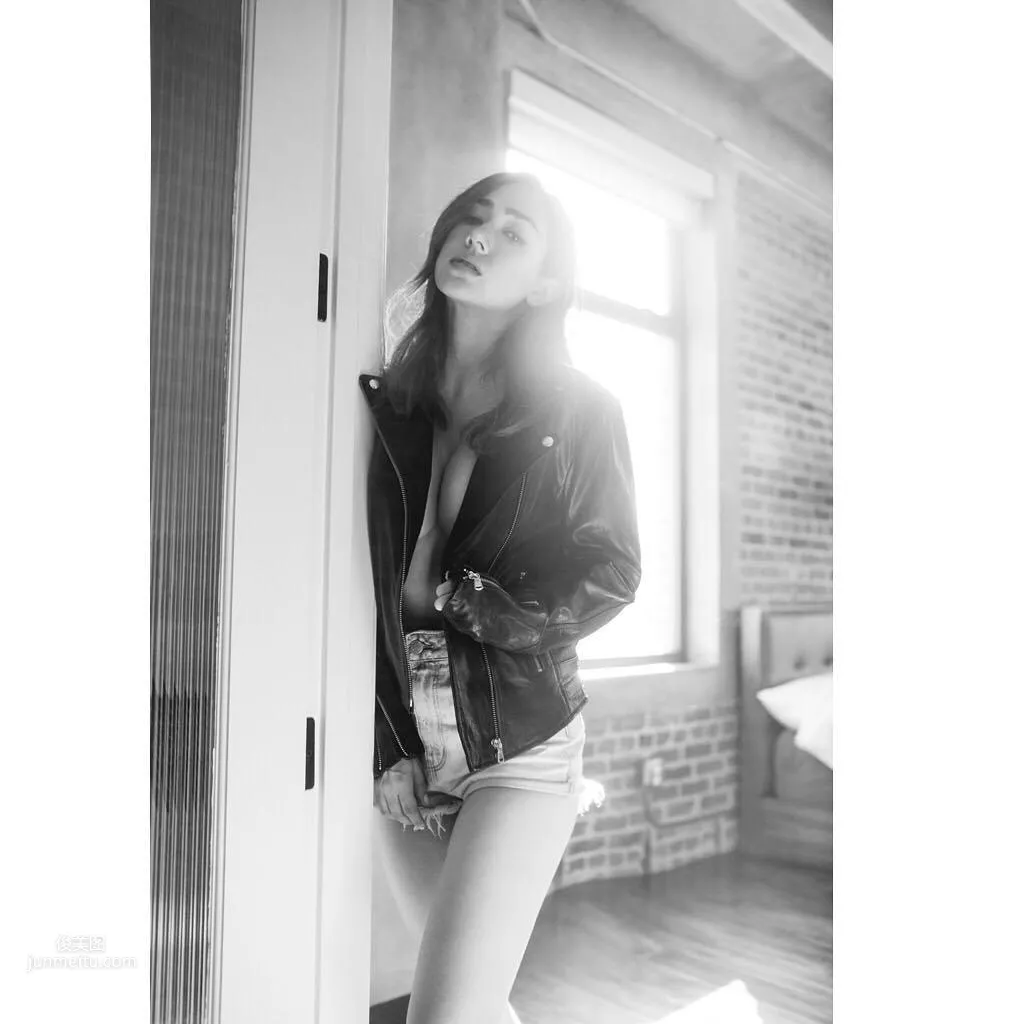 Four-Country Mixed-Blood Model Julia Misaki, Perfect Figure and Temperament! photo 20