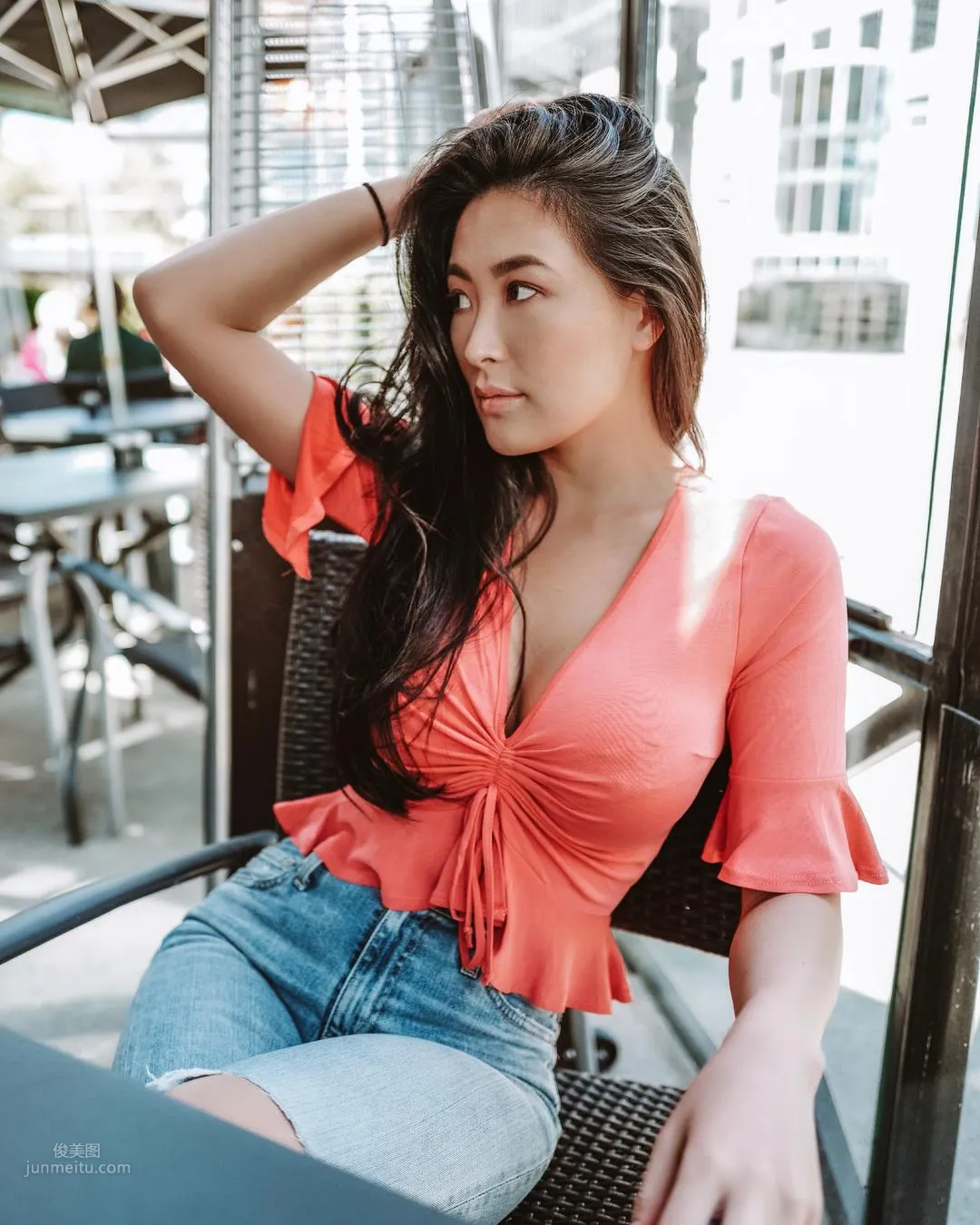 Mixed Blood Is Just Right! Ana Dari's Perfect Curves Outshine Even Flight Attendants photo 44