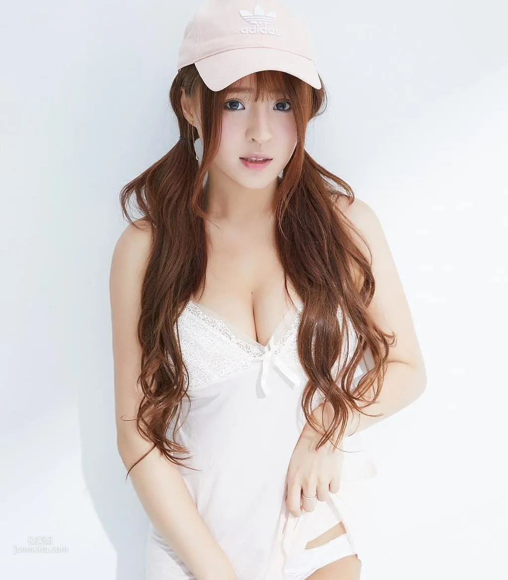 Wu Yuanyuan Sandy - Taiwan Fresh Beauty Private Shoot photo 21