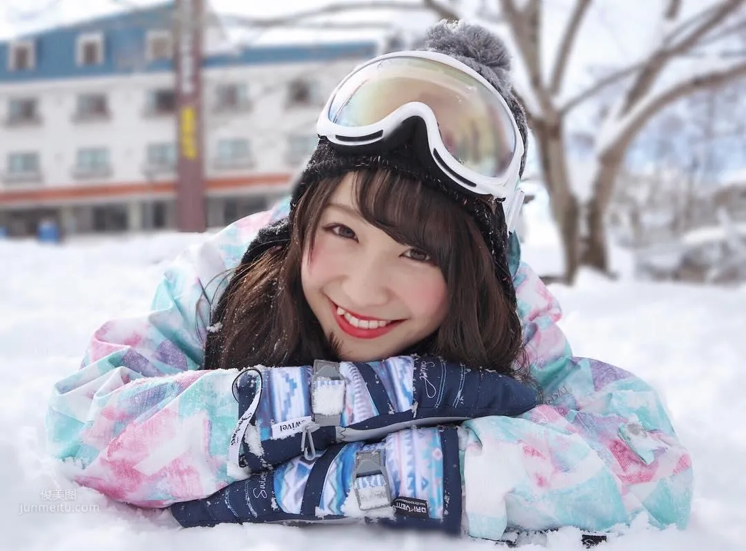伊藤愛真- 日本八重齒美少女私房照 8