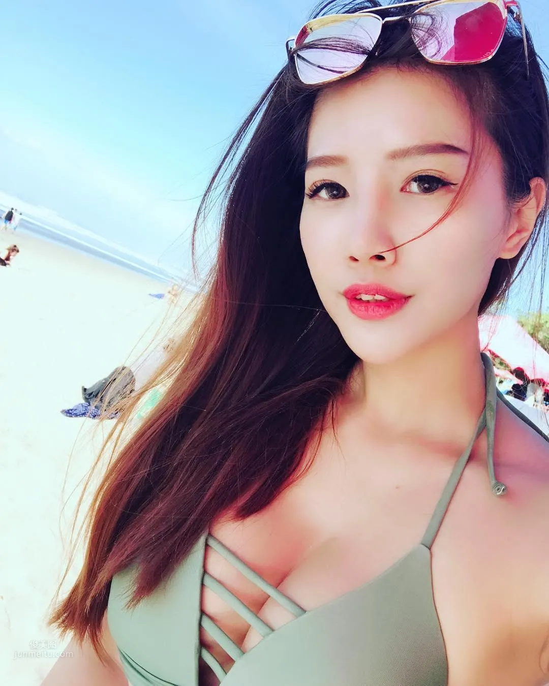 Sexy Beauty "Mi Xiaomi" Side Breast Curve Too Tempting! photo 42
