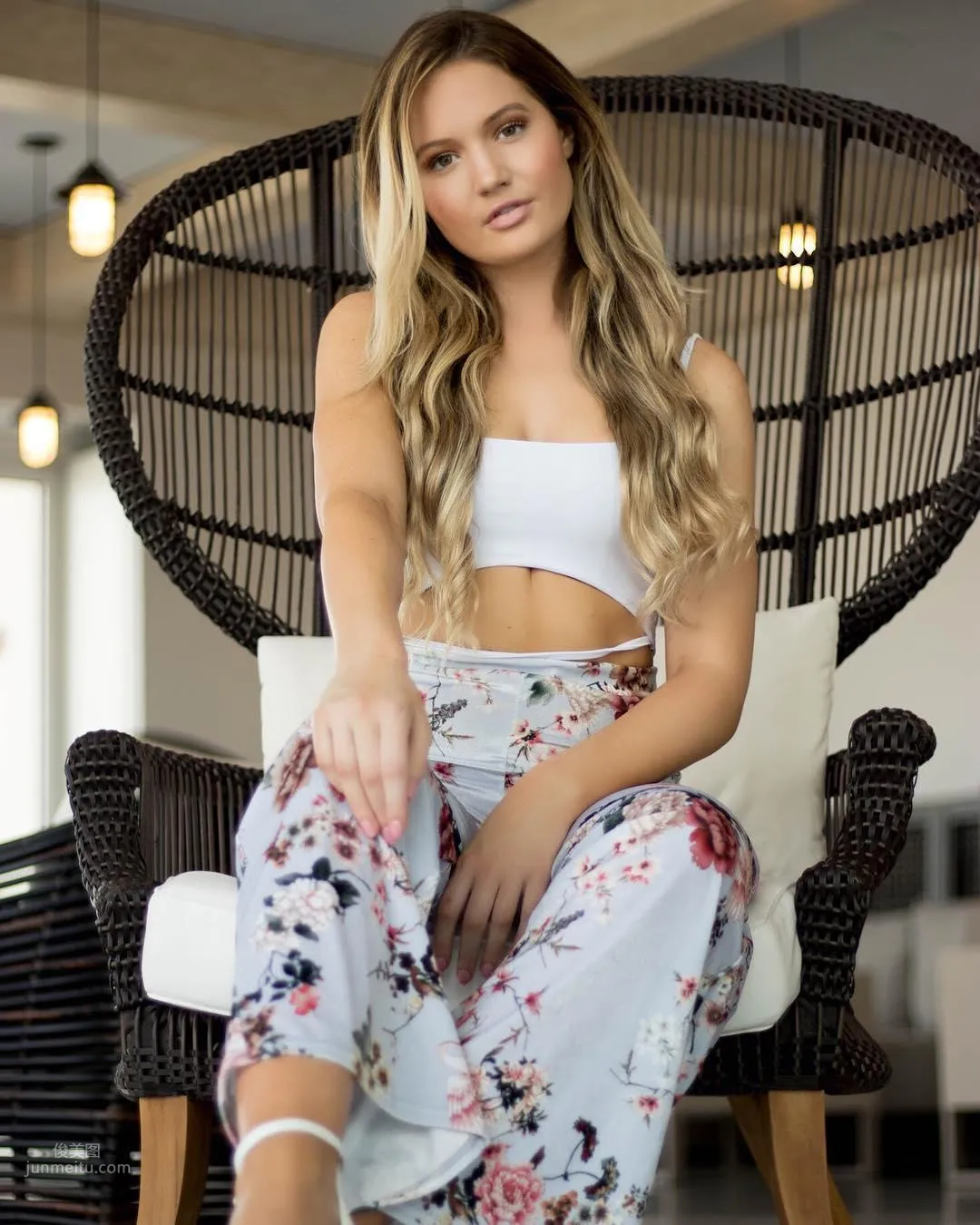 Summer Lynn Hart - Curvy Queen Special "Peach Cake" Eat Until You Explode! photo 51