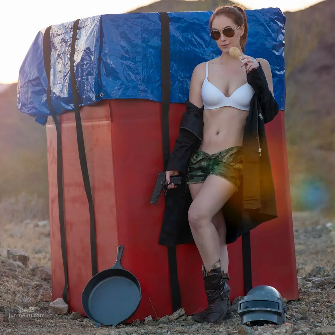 Meg LeeAnn Turney: Cos photo 9