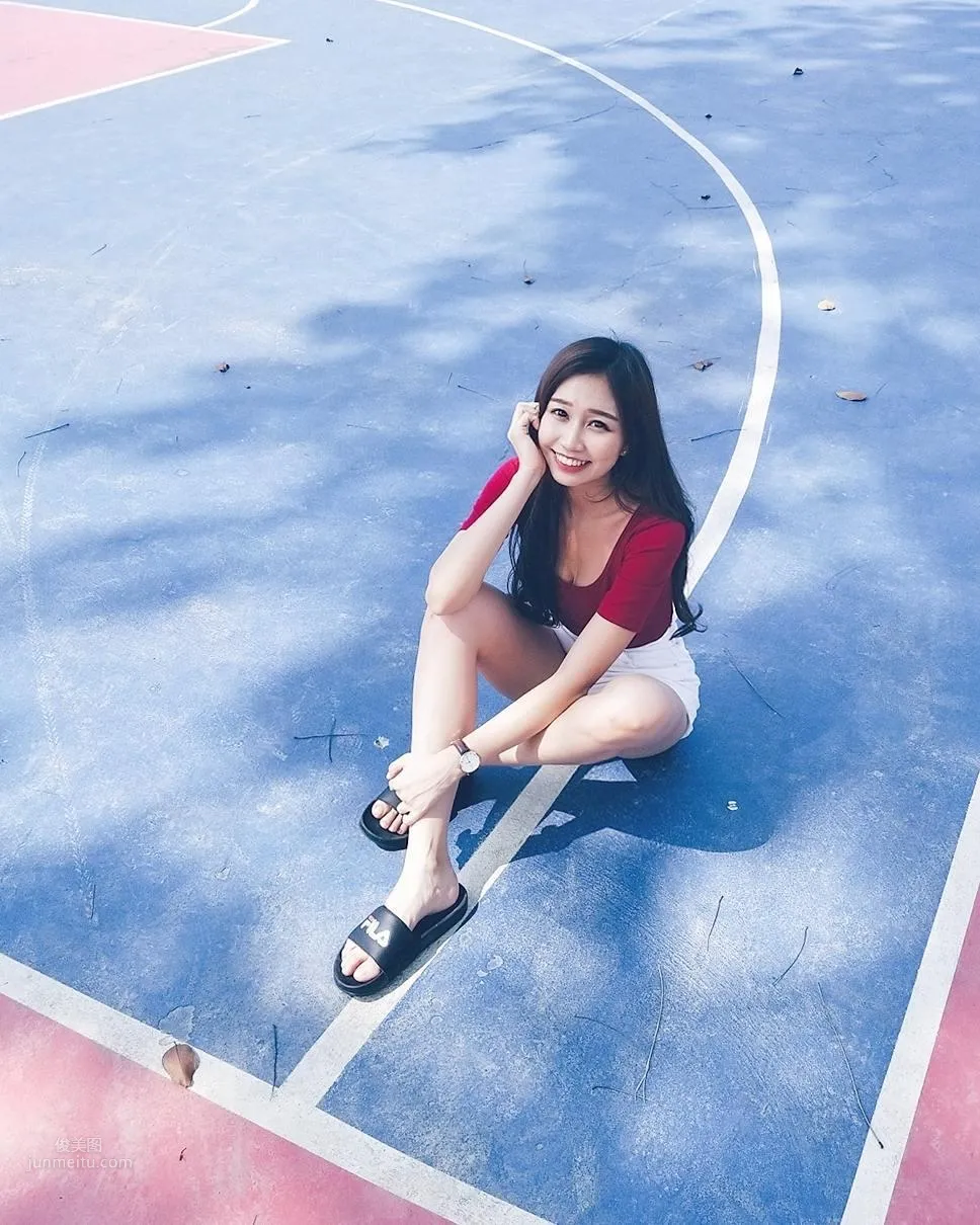 Tng Joey - Malaysian Girl with a Slim Waist and Big Bust, First-Class Curves photo 14
