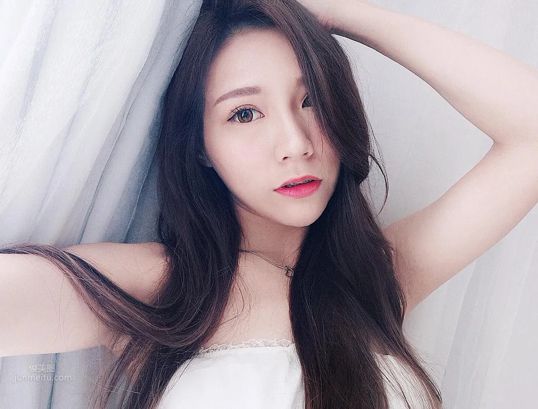 Xie Pei, Hot Online Shop Owner with a Super Sexy Figure photo 19