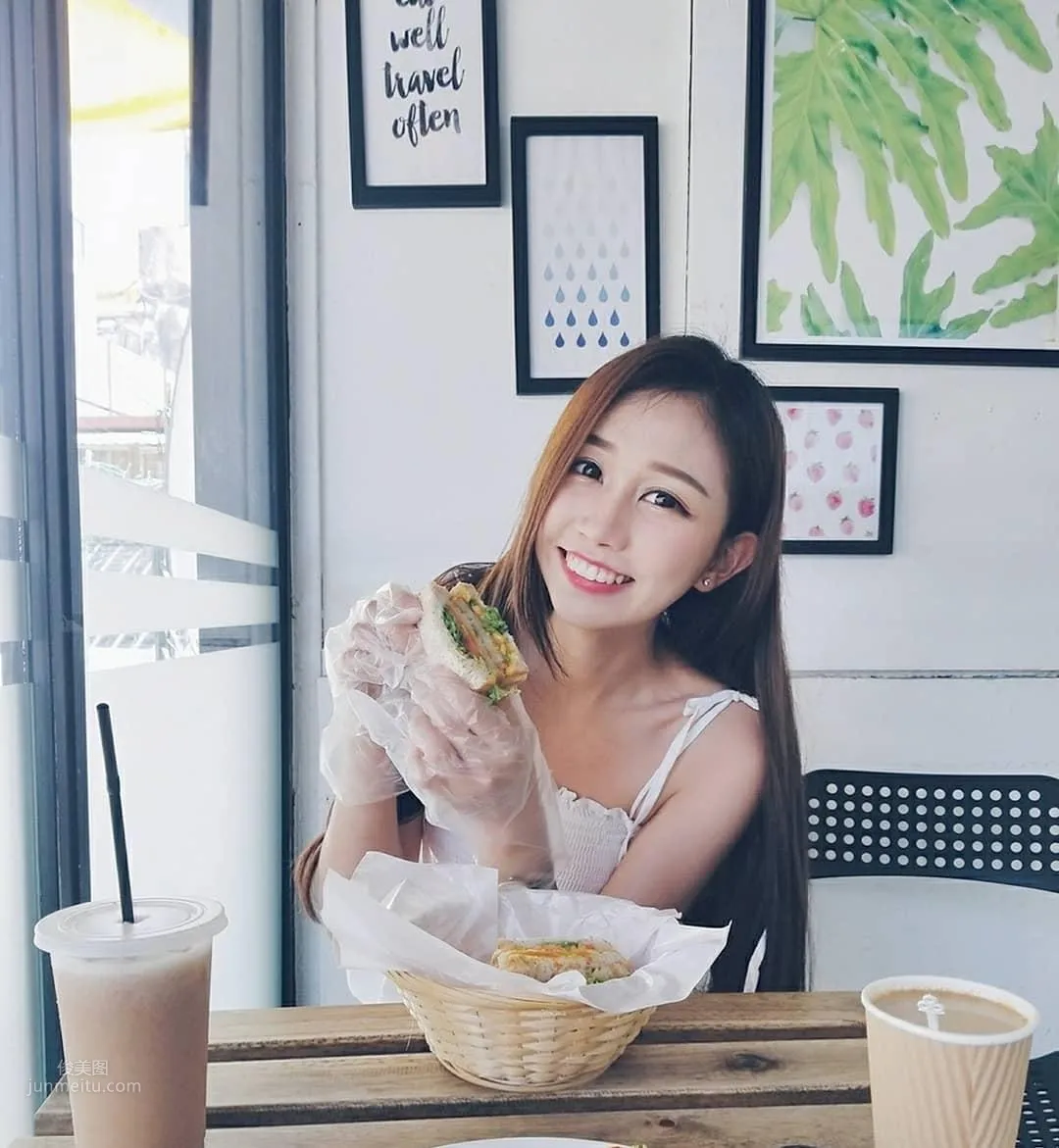 Tng Joey - Malaysian Girl with a Slim Waist and Big Bust, First-Class Curves photo 15