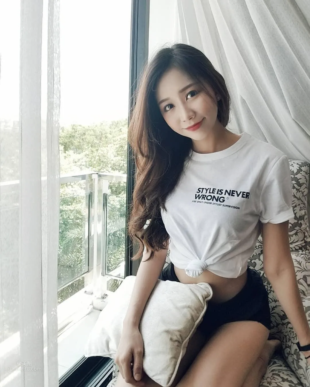 Tng Joey - Malaysian Girl with a Slim Waist and Big Bust, First-Class Curves photo 22