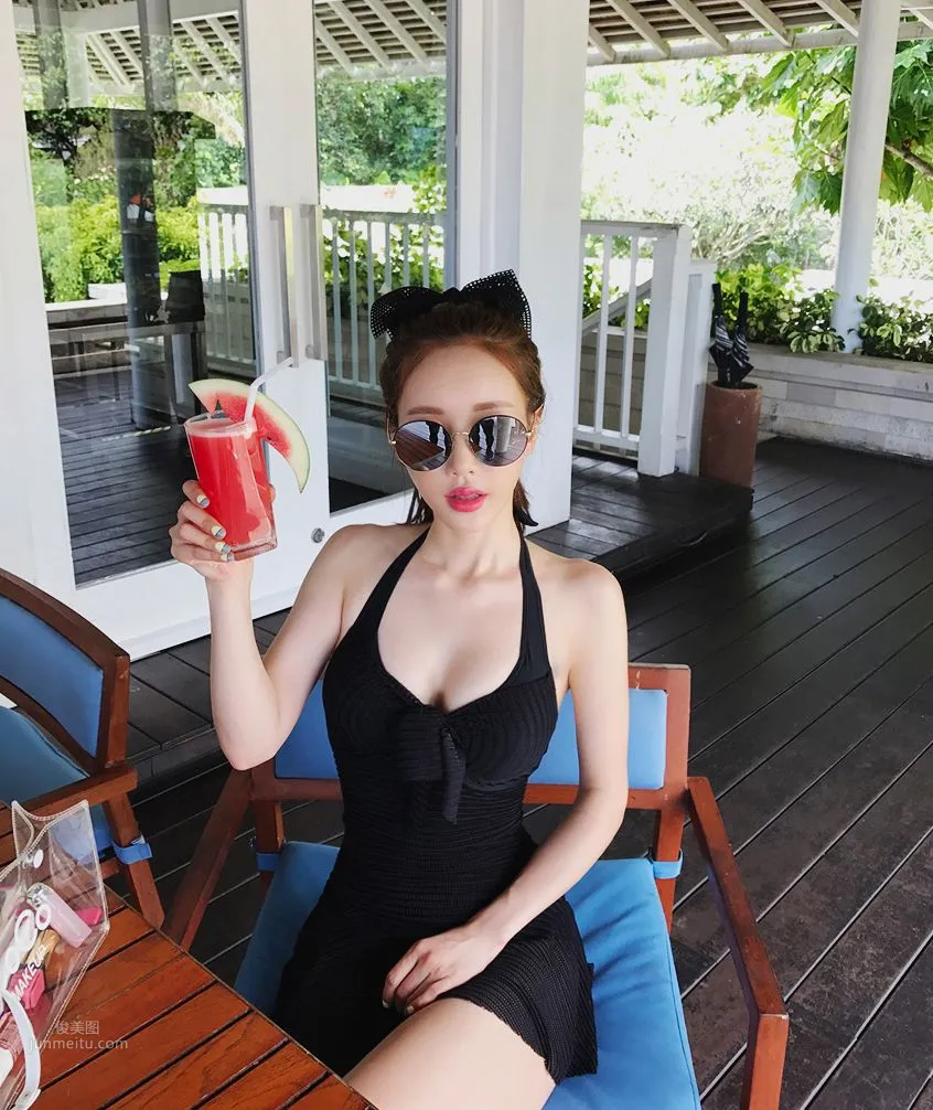 Son Yoon Joo - 2017 Bikini Photo Collection Three photo 38