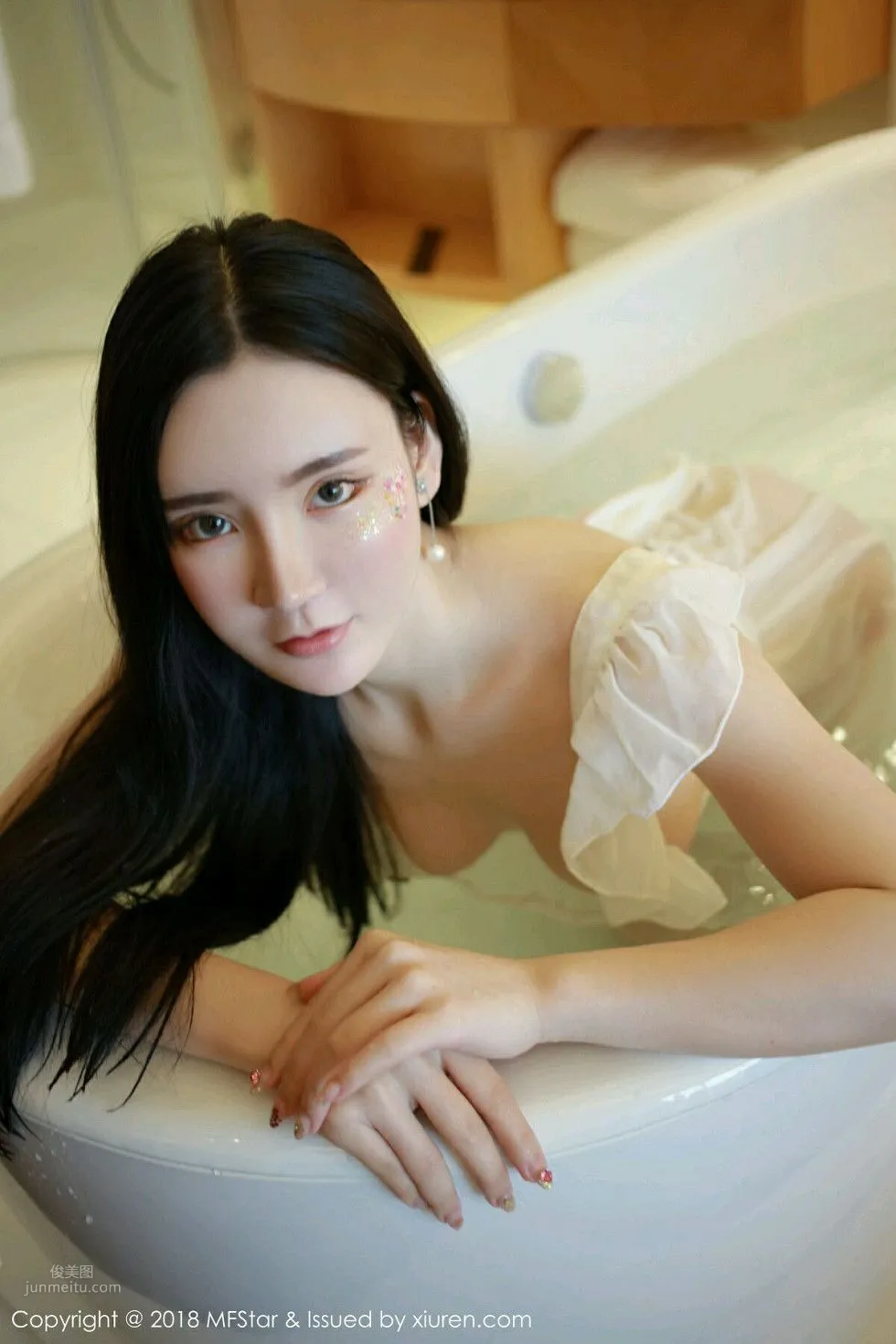 Zhou Yuxi: MFStar photo 21
