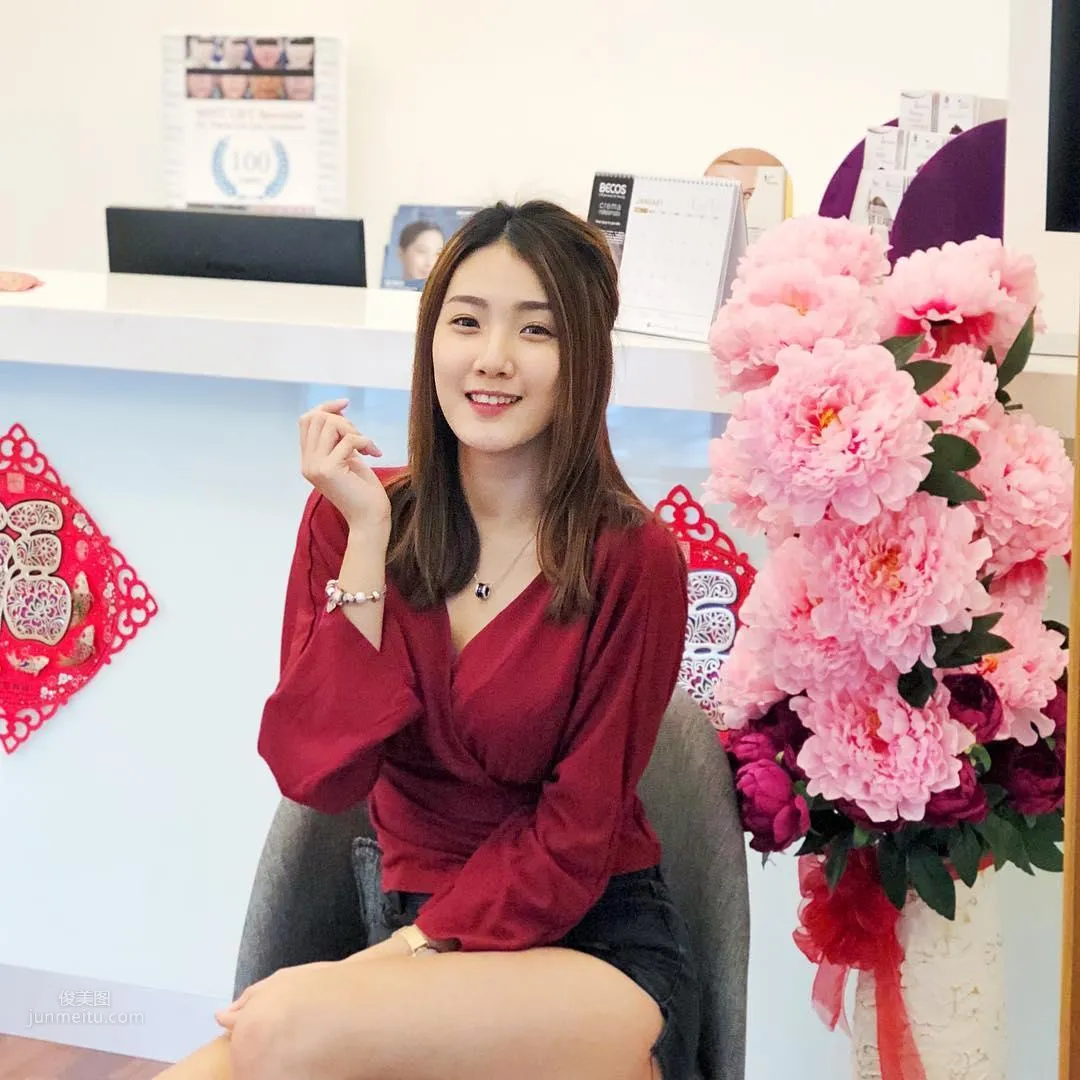 JaQuee, Malaysian Beauty Tight Route So Tempting photo 10